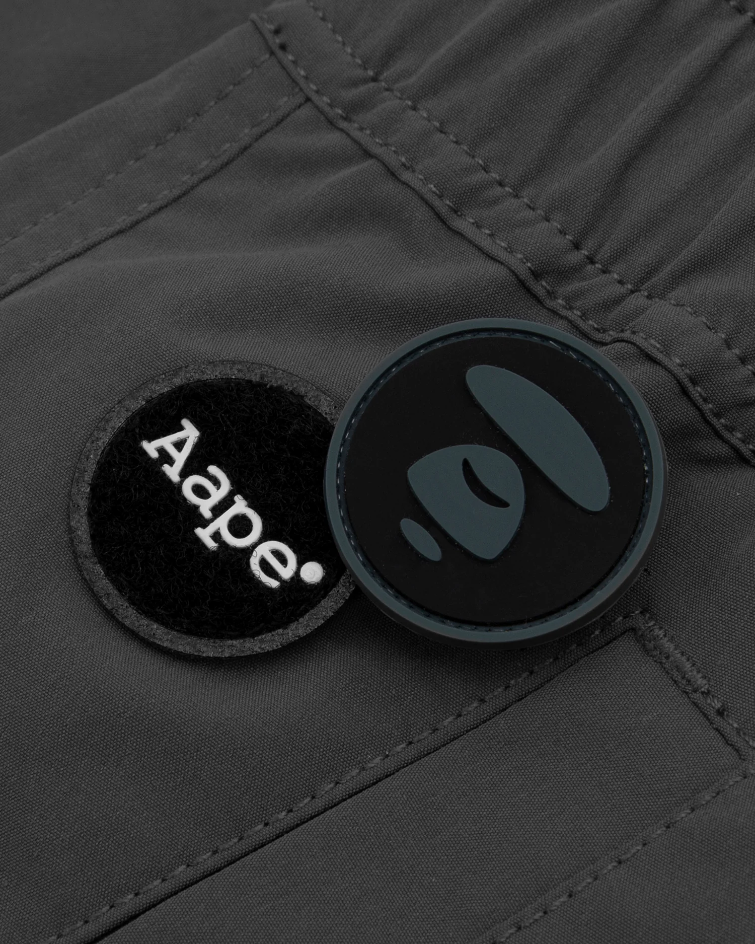 Moonface belted cargo shorts - Image 13