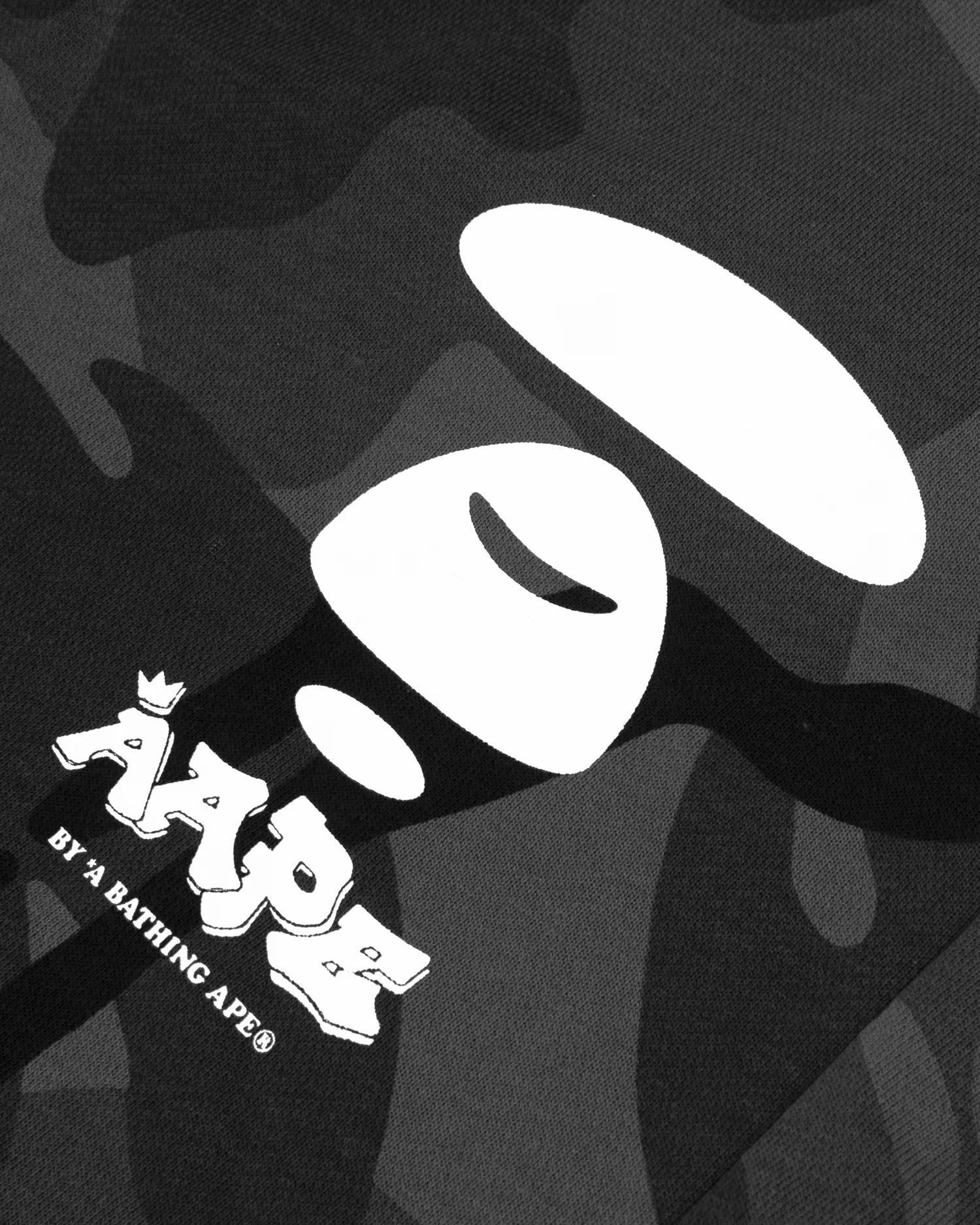 Moonface camo sweatshorts - Image 4