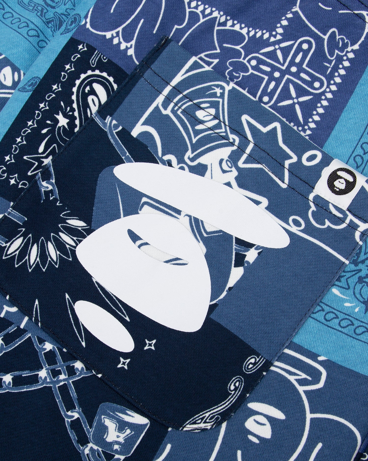 Moonface bandana shorts - Image 14