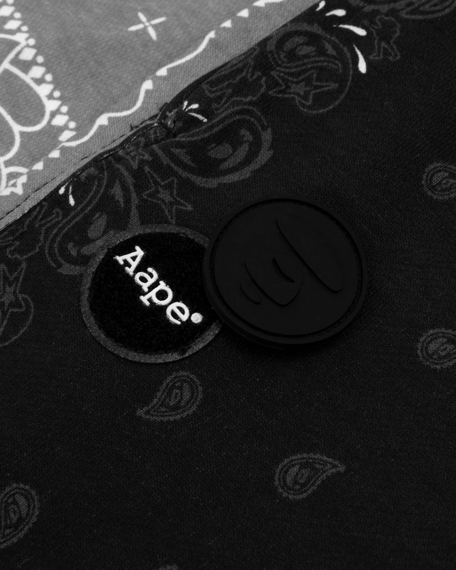Moonface bandana shorts - Image 8