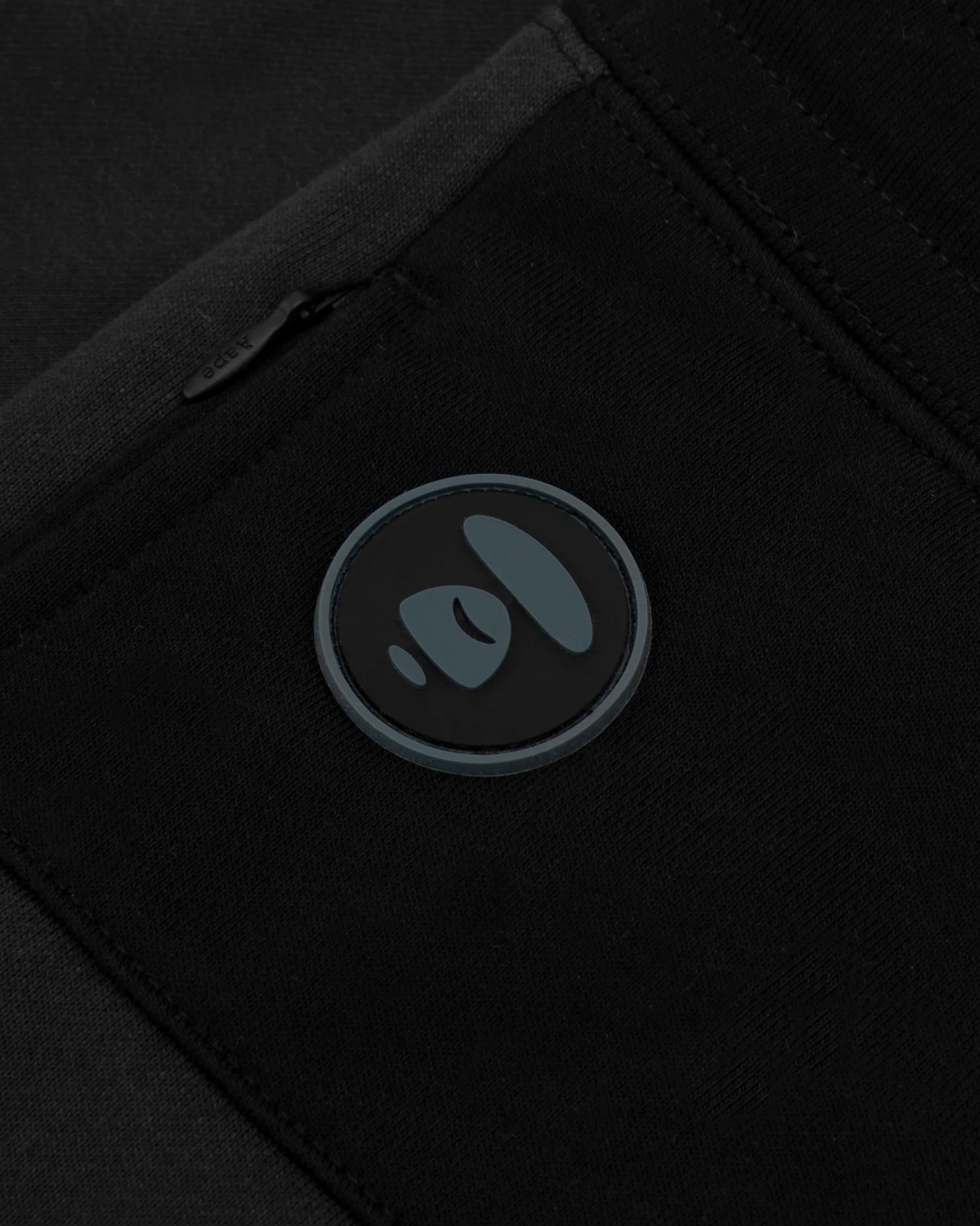 Moonface check sweat shorts - Image 8