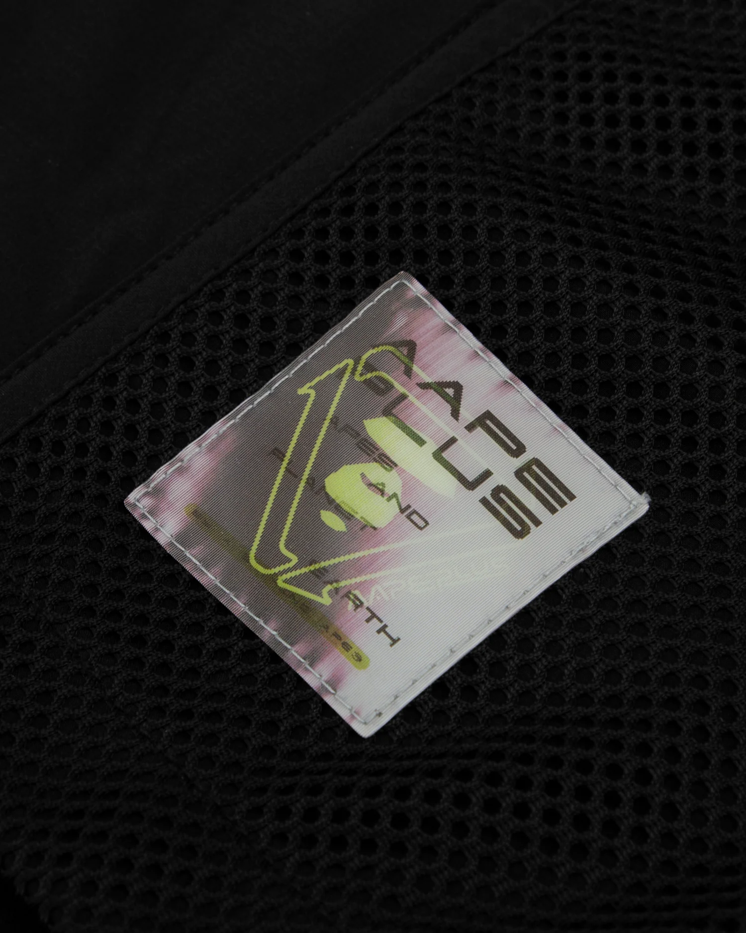 Mesh pocket shorts - Image 3