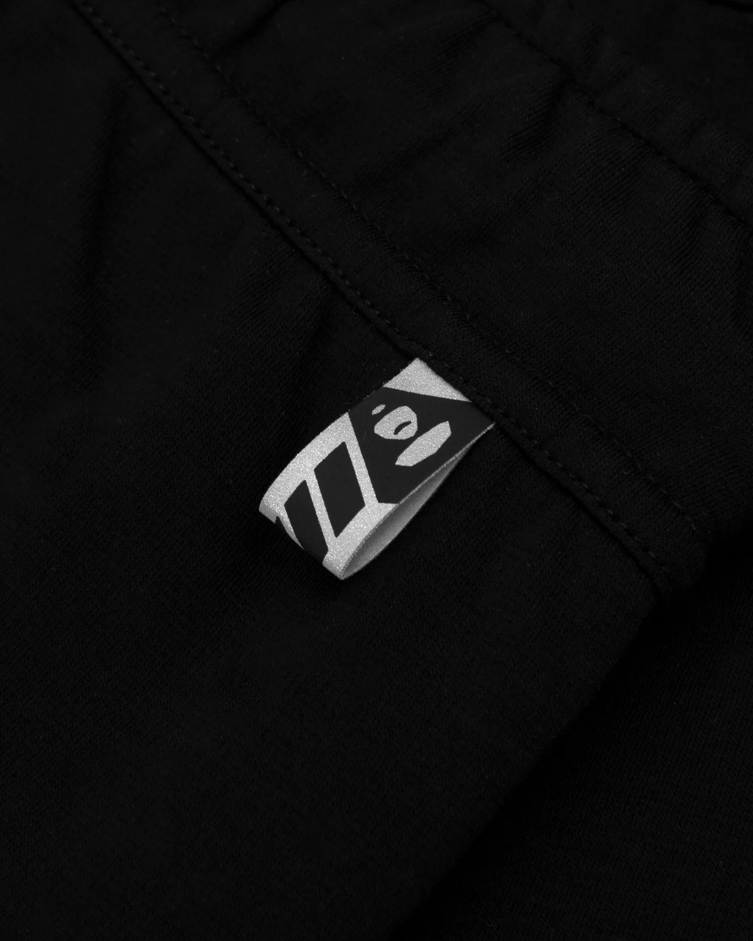 Moonface cargo shorts - Image 10