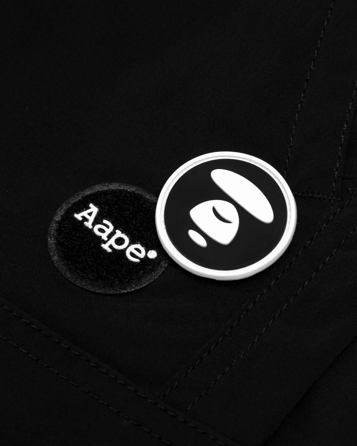 Moonface belted cargo shorts - Image 3
