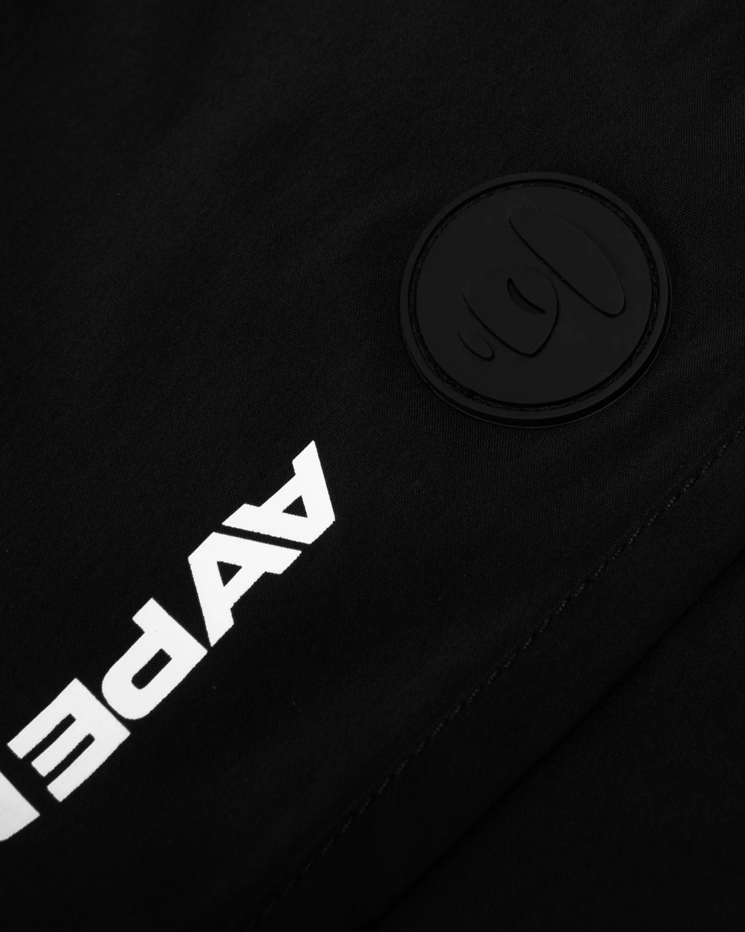 Moonface patch track shorts - Image 8