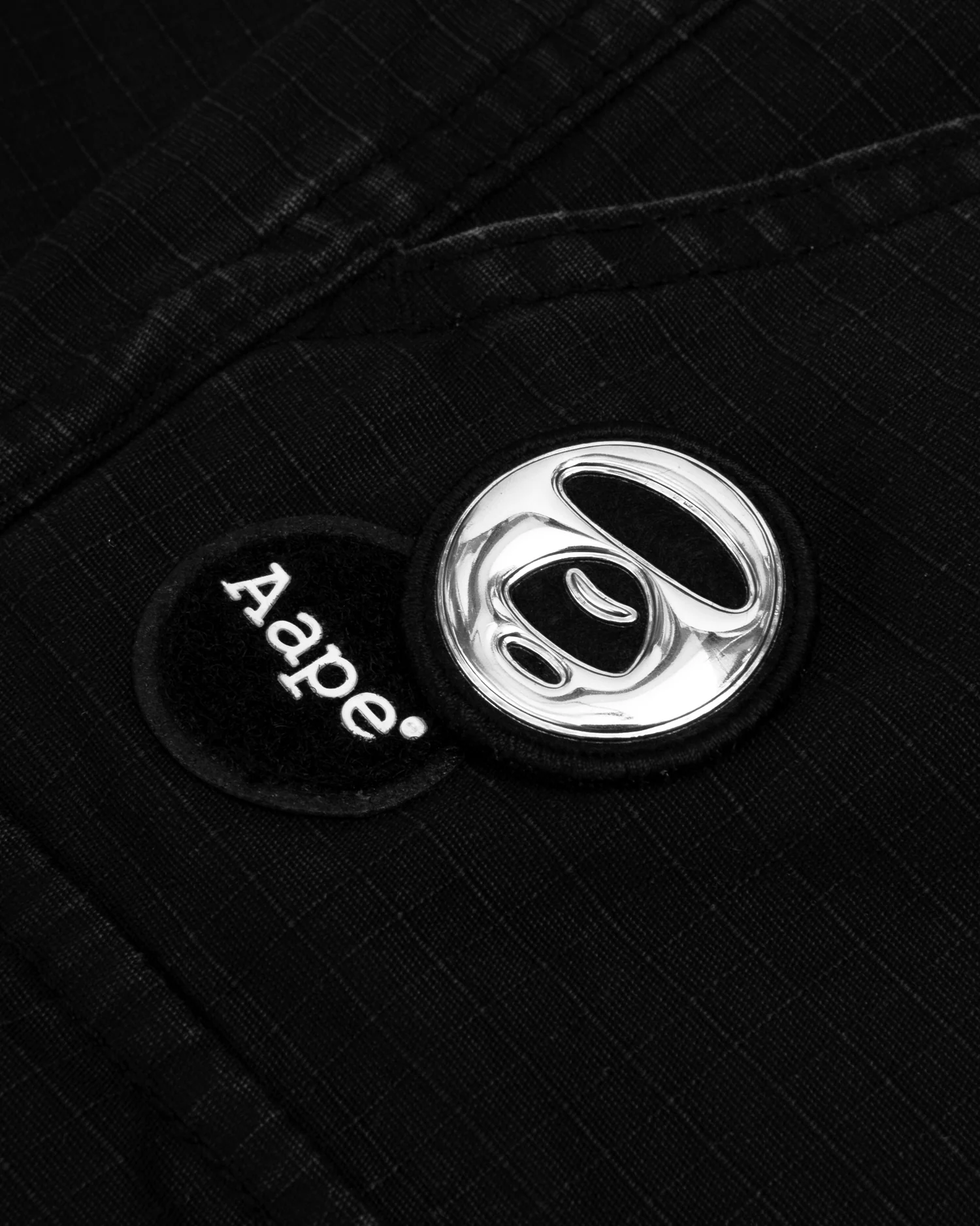 Moonface patch cargo shorts - Image 3