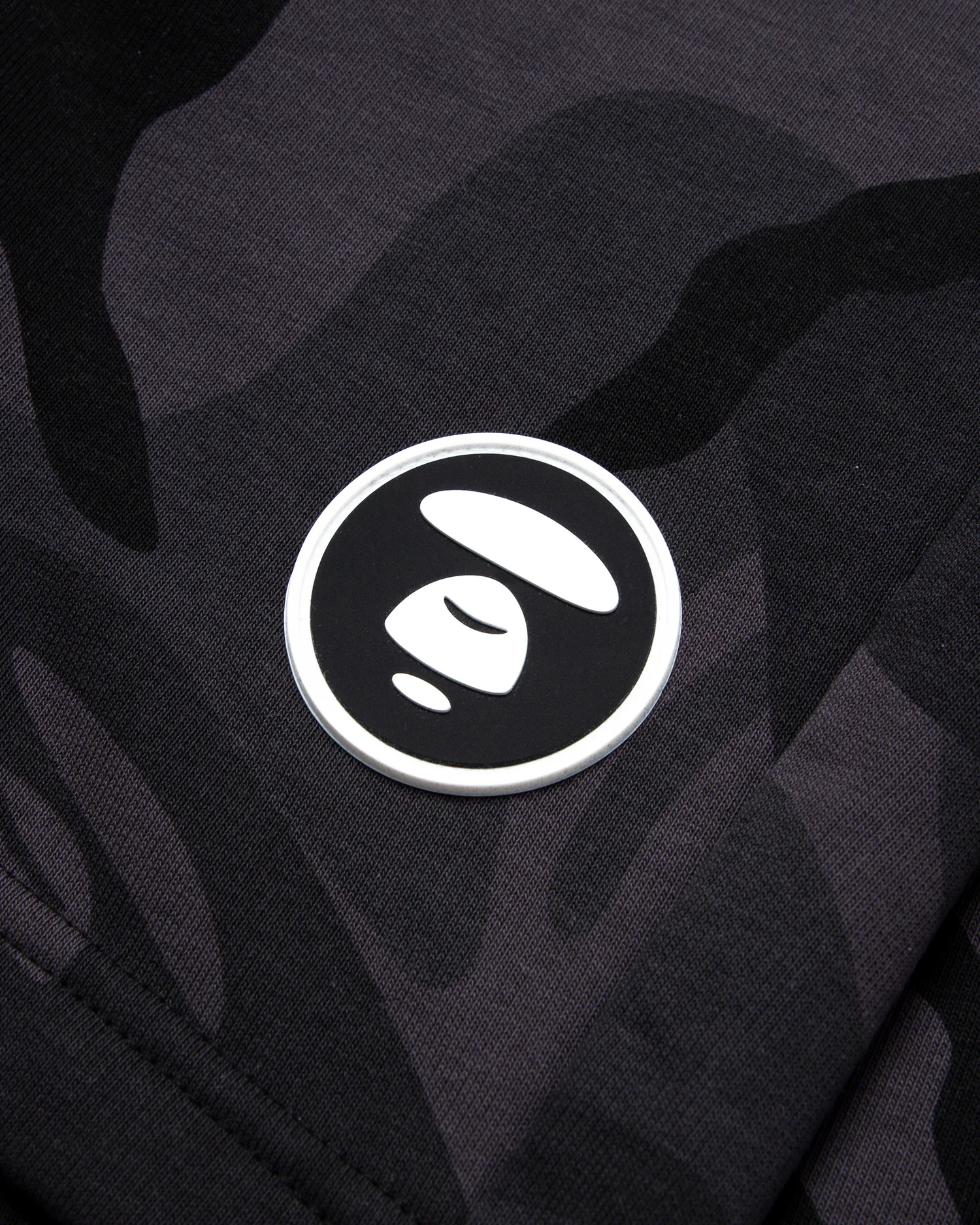 Moonface patch sweat shorts - Image 3