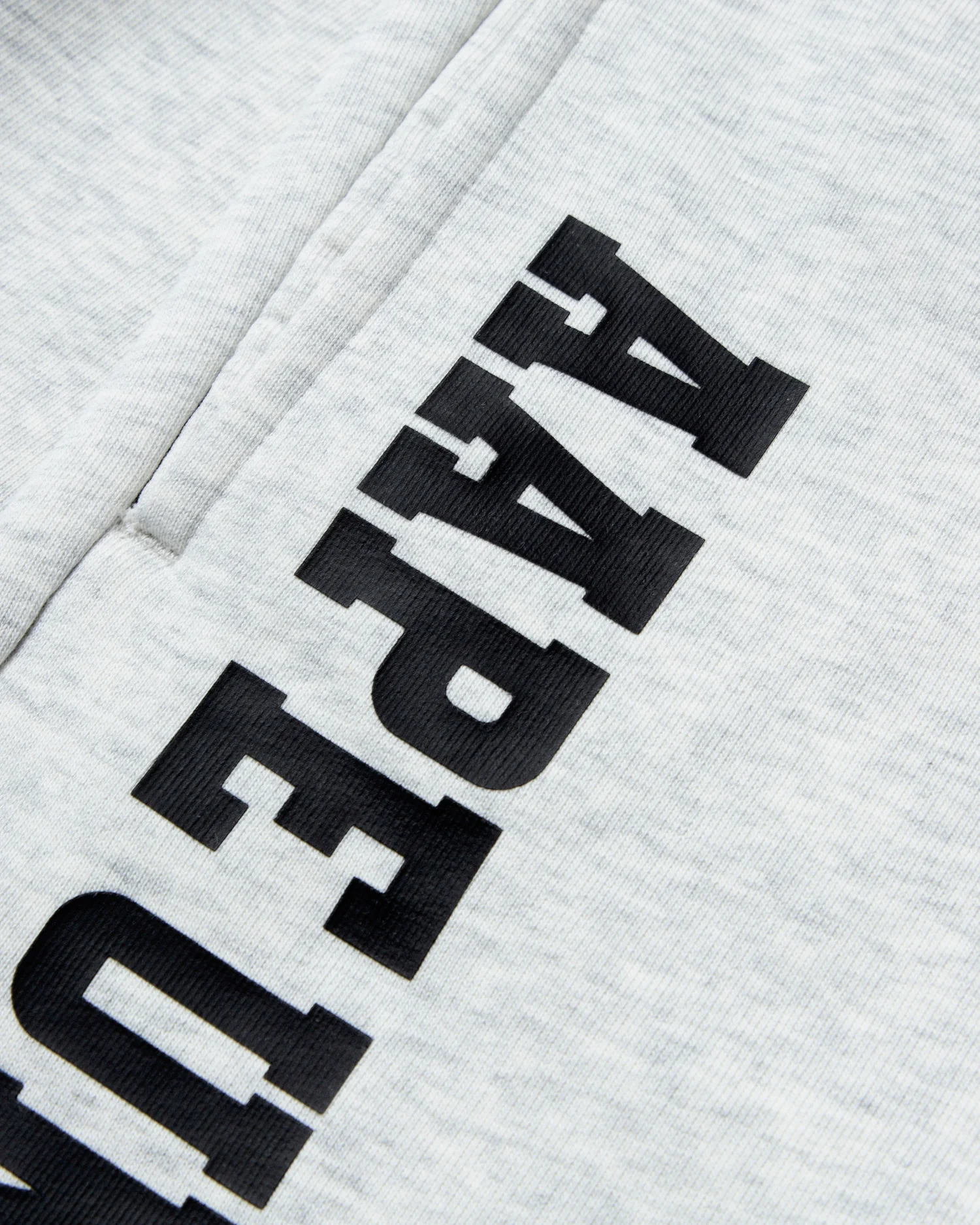 Moonface patch sweat shorts - Image 9