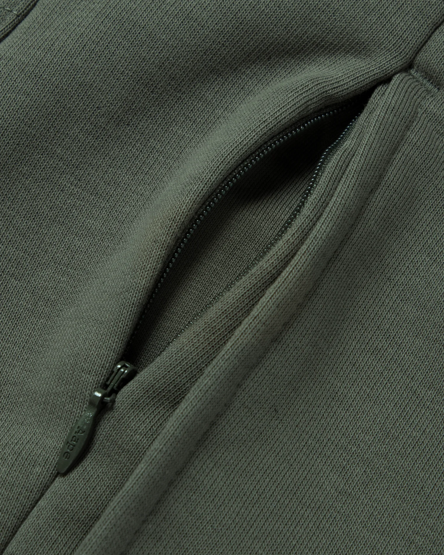 AAPER Alfa patch sweat shorts - Image 10