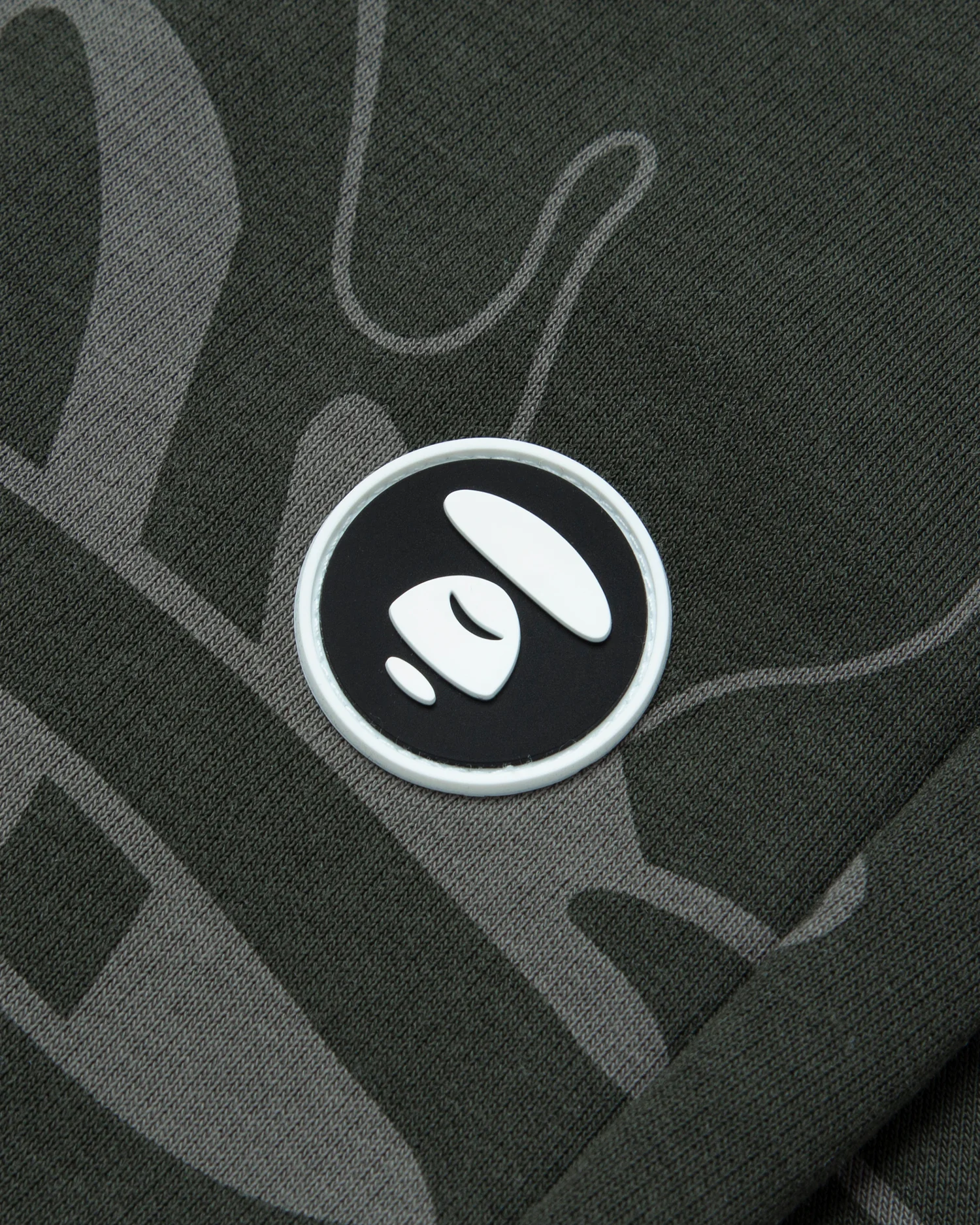 Moonface camo sweat shorts - Image 13
