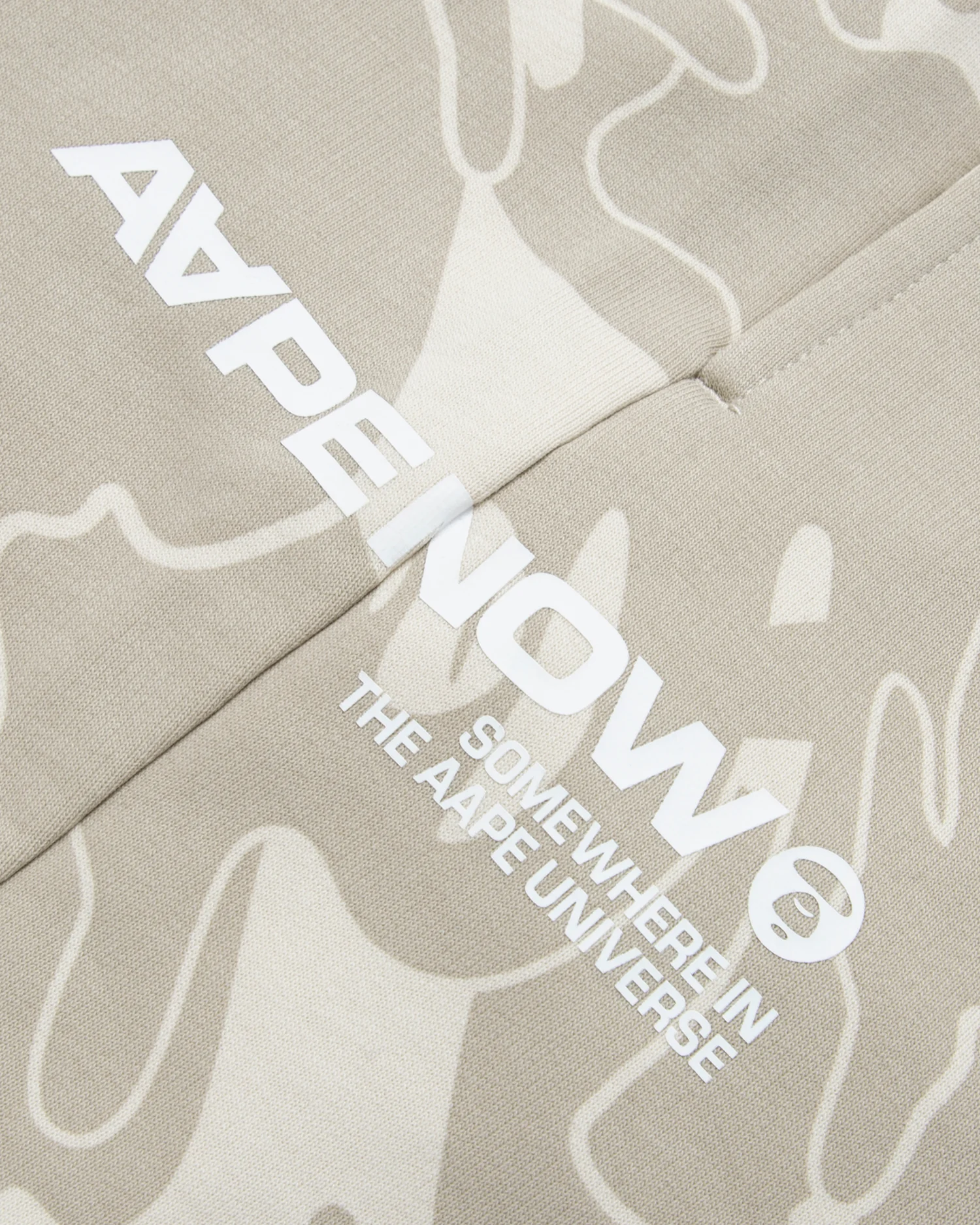 Moonface camo sweat shorts - Image 9