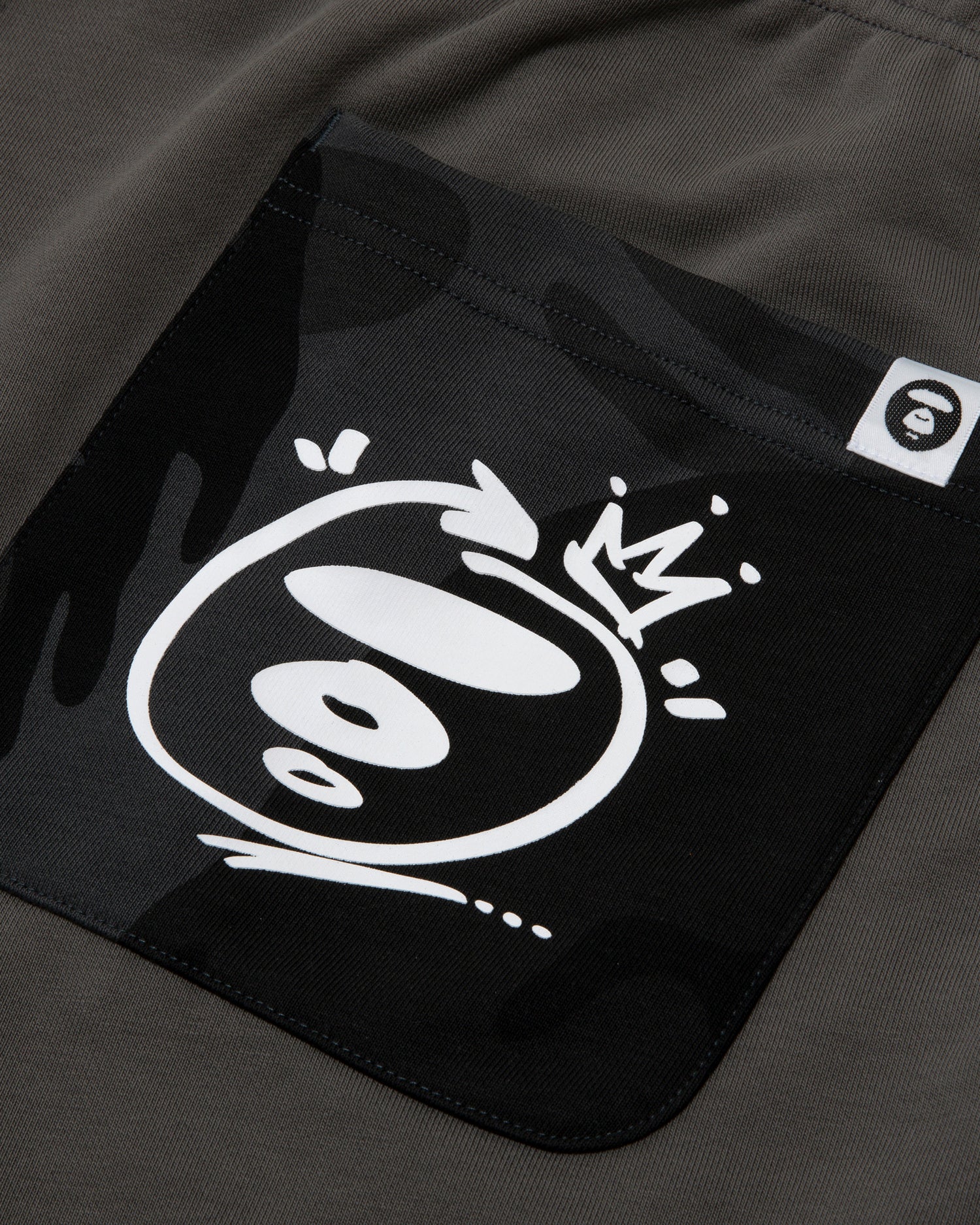 Moonface sweatshorts - Image 8