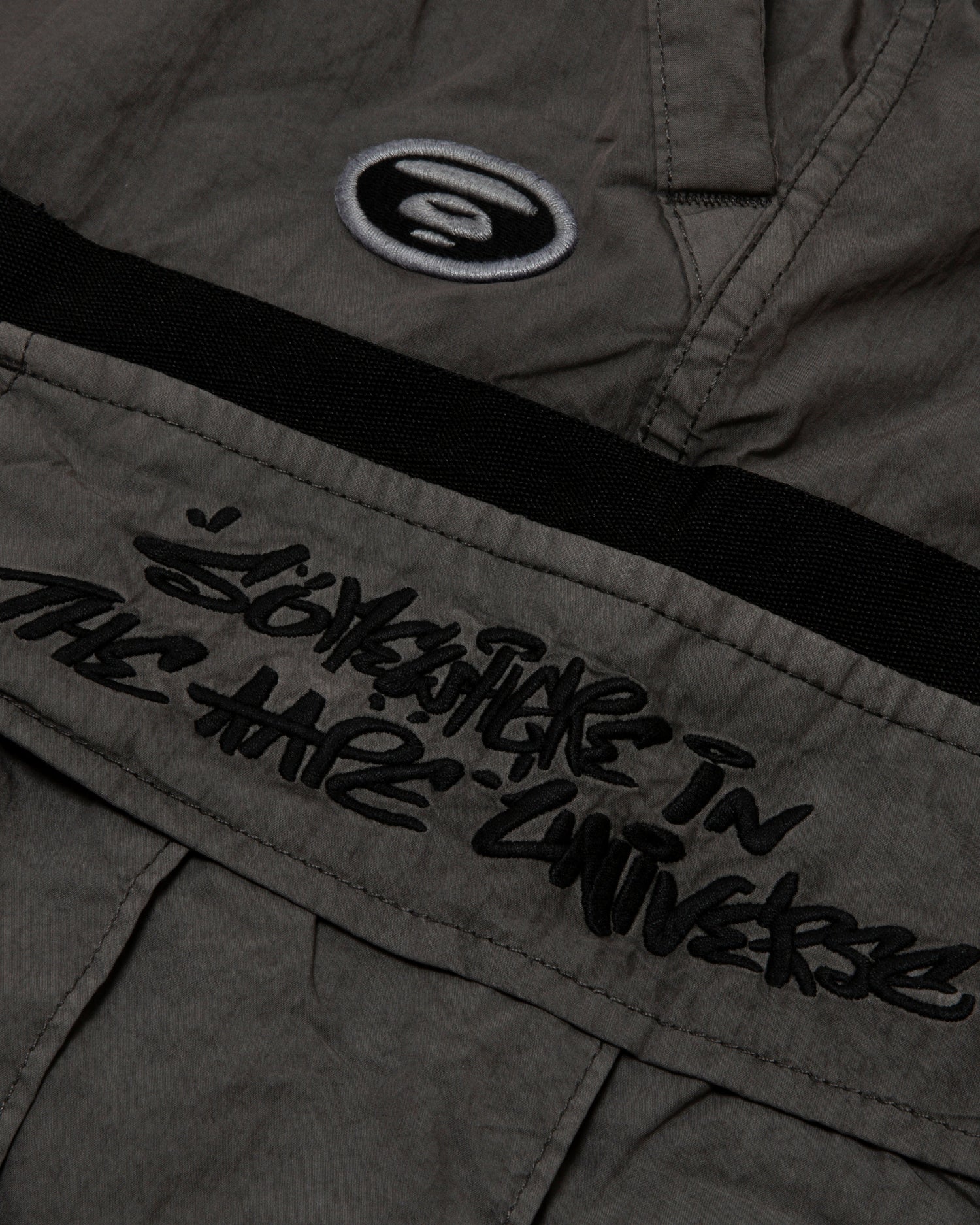 Moonface cargo shorts - Image 10