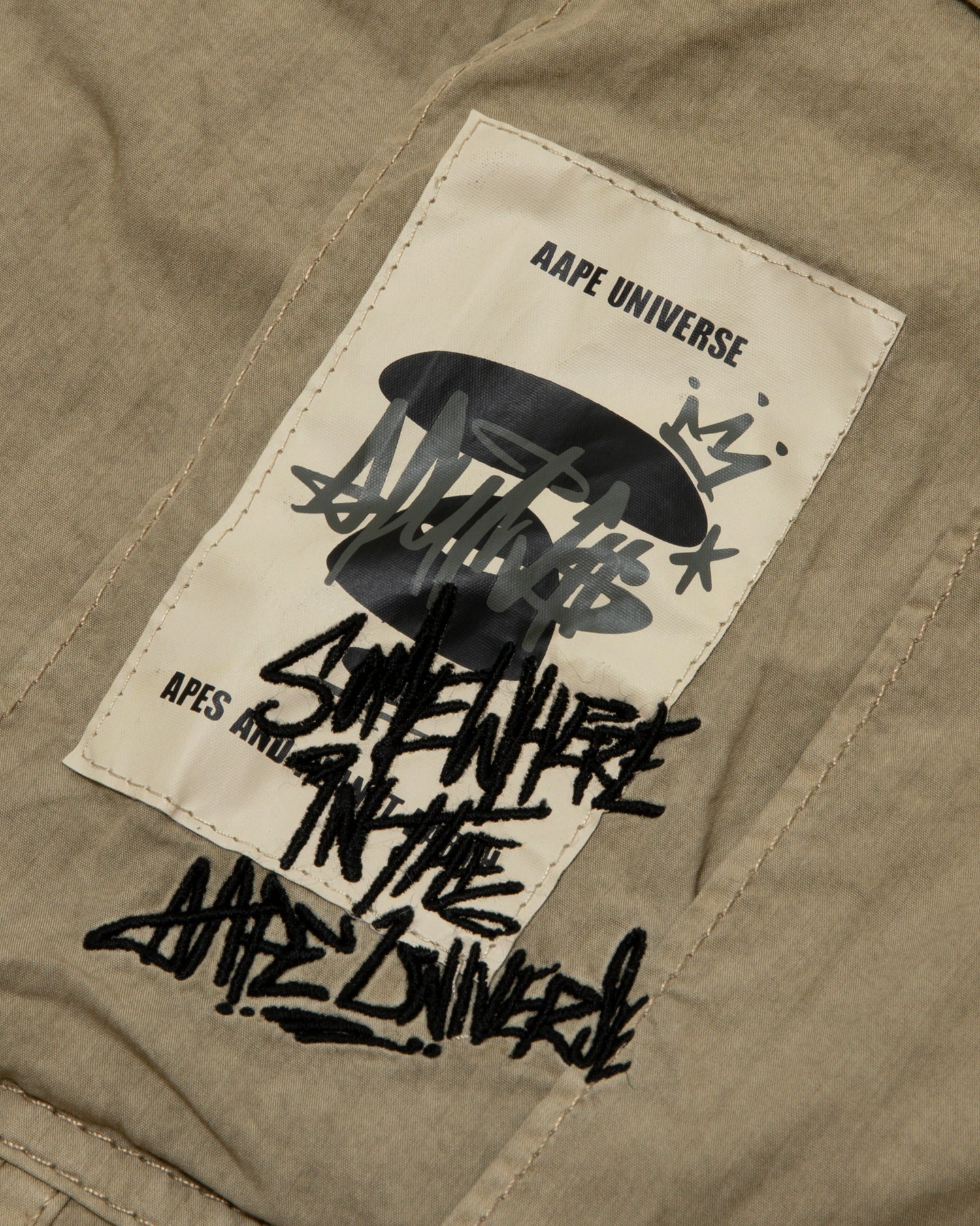 Moonface cargo shorts - Image 4