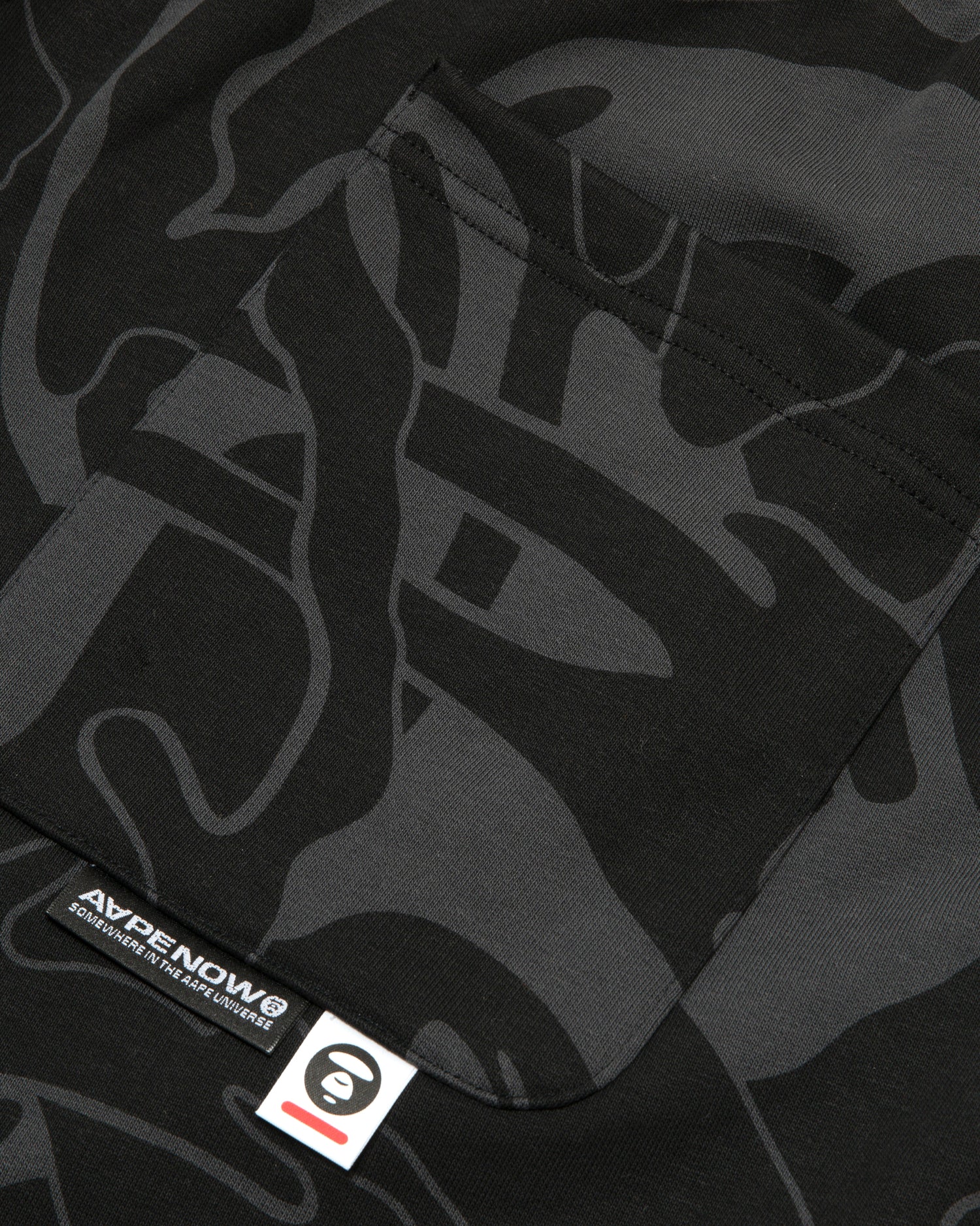 AAPENOW moonface logo camo sweat shorts - Image 3