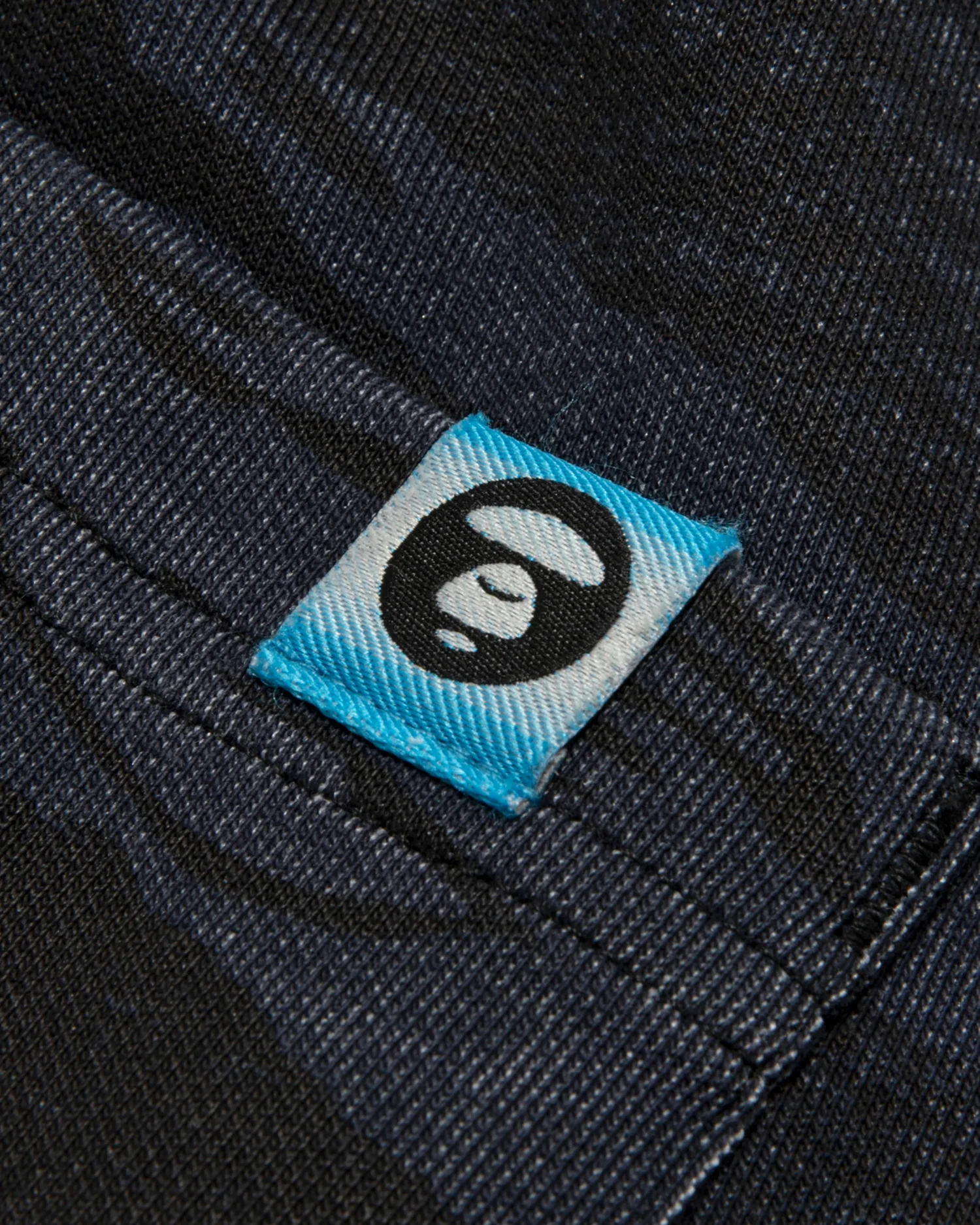 Sticker print sweat shorts - Image 4