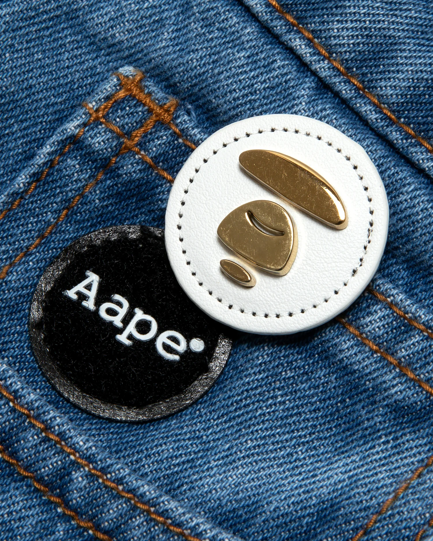 Moonface denim shorts - Image 8