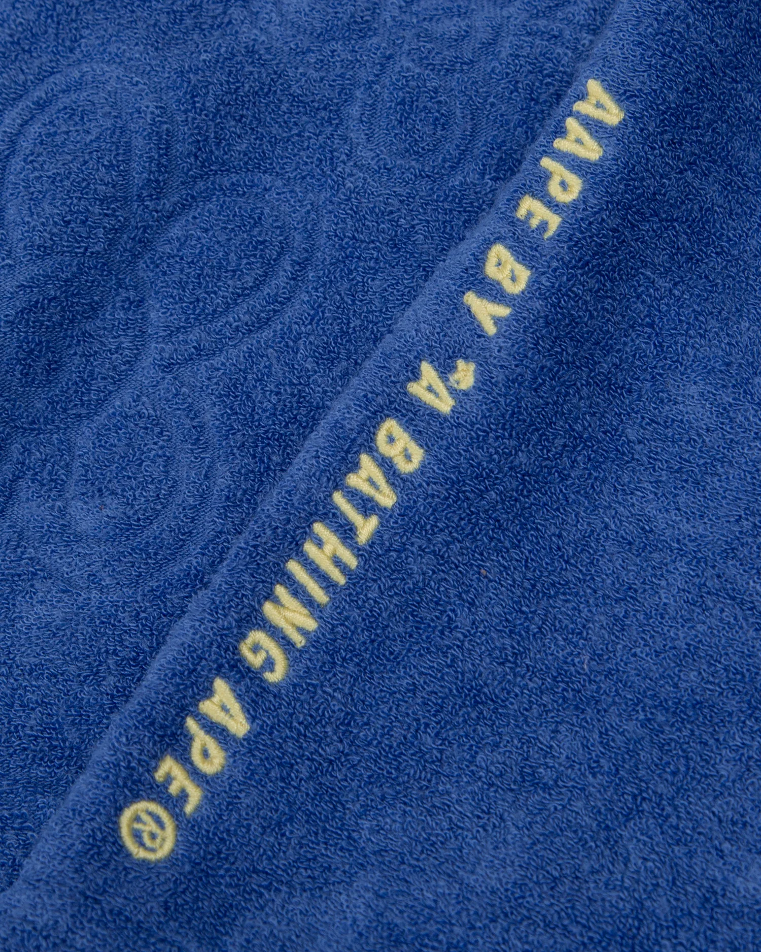 Moonface patterned textured sweat shorts - Image 4