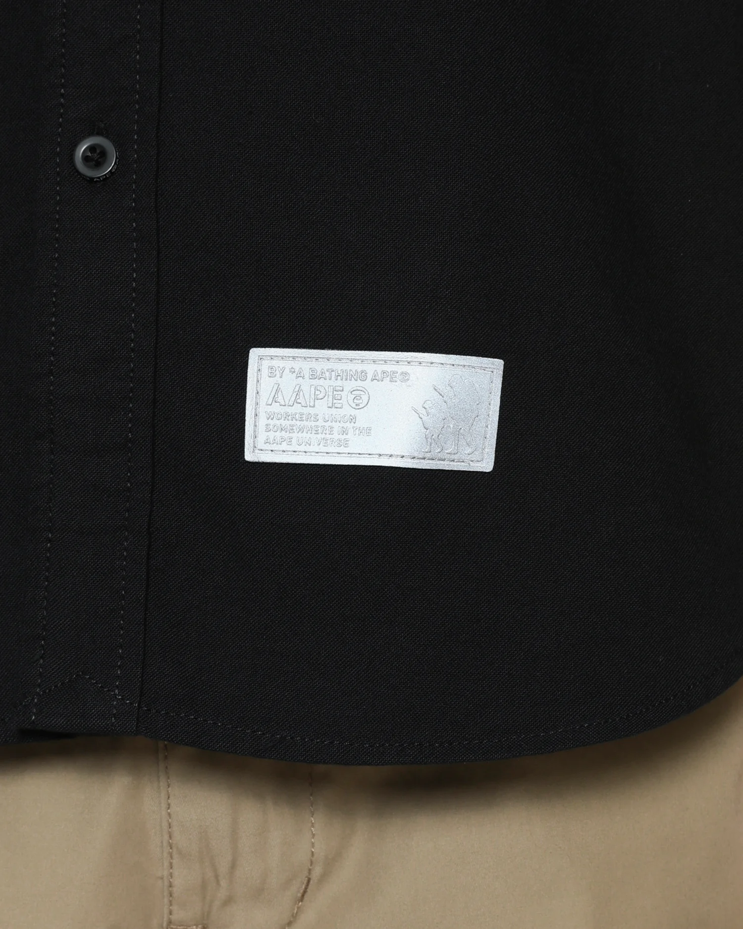 Badge appliqué logo button-down shirt - Image 6