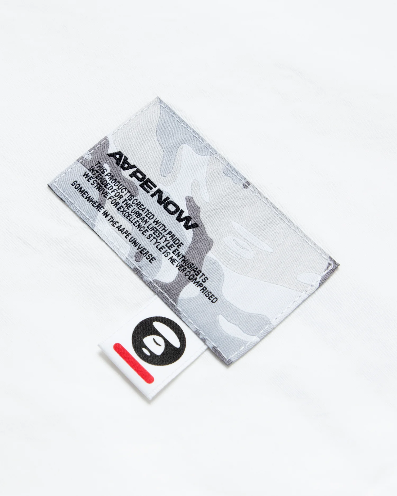 Moonface patch short-sleeve shirt - Image 9