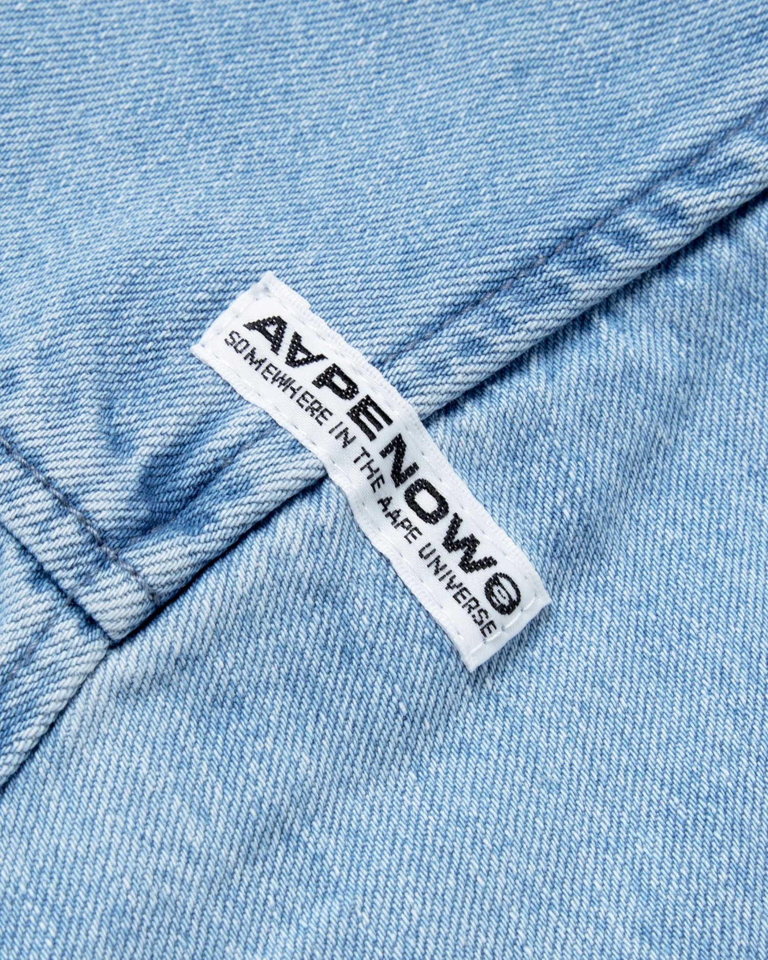 Moonface embroidered short-sleeve denim shirt - Image 5