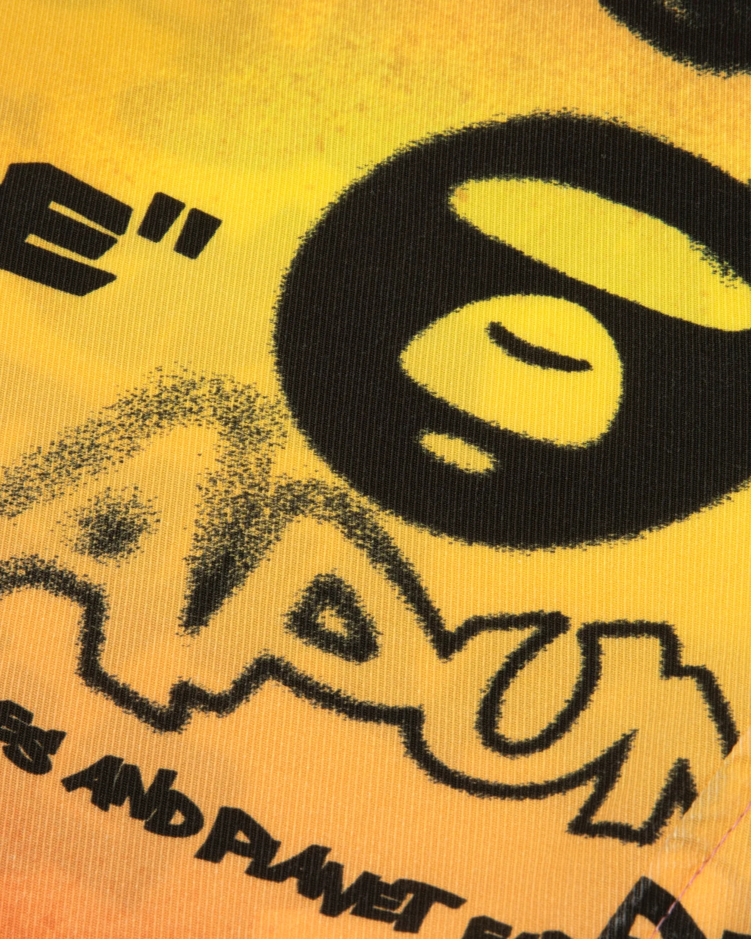 AAPEUNVS graffiti-print short sleeve shirt - Image 3