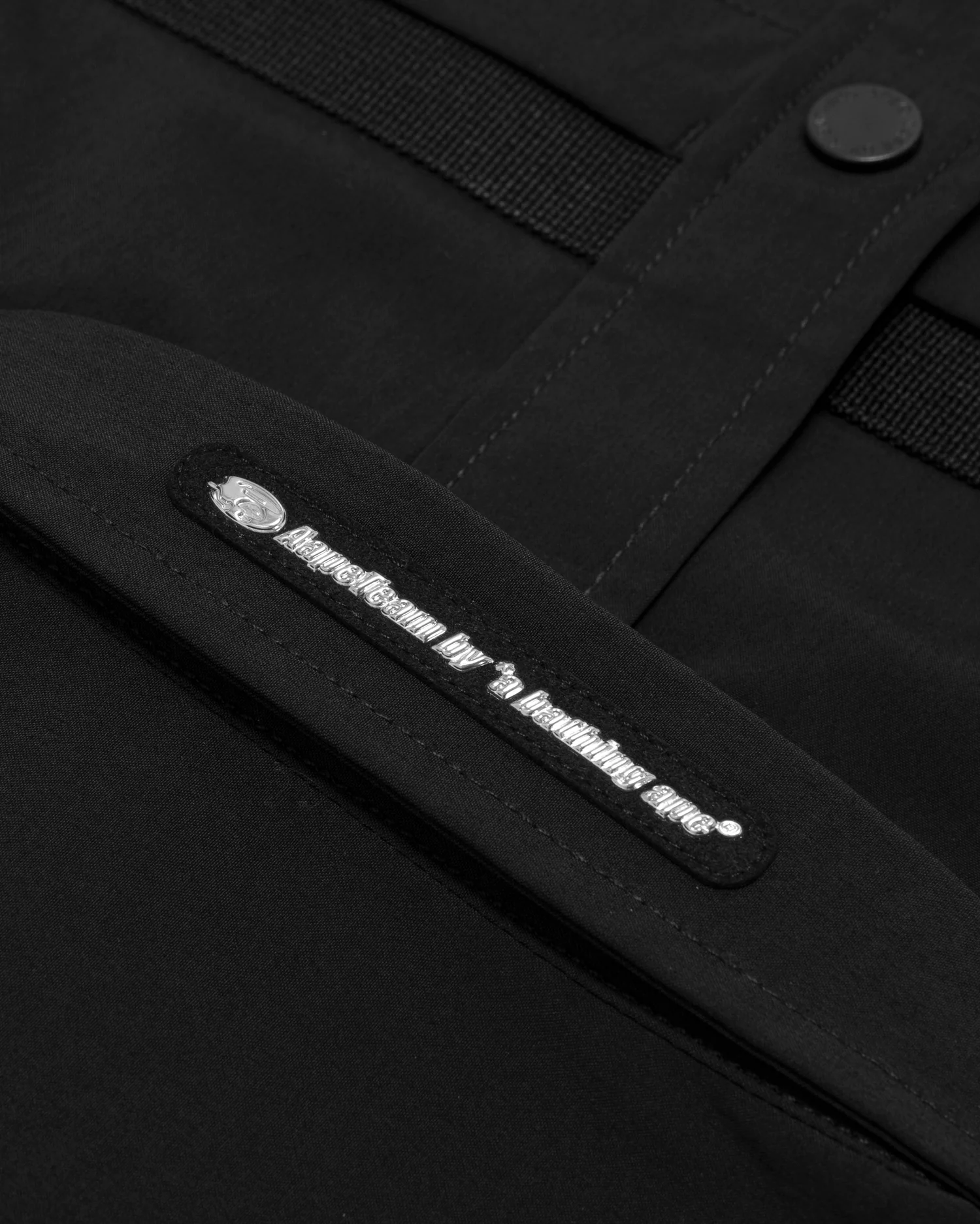 Moonface graphic patch shirt - Image 3