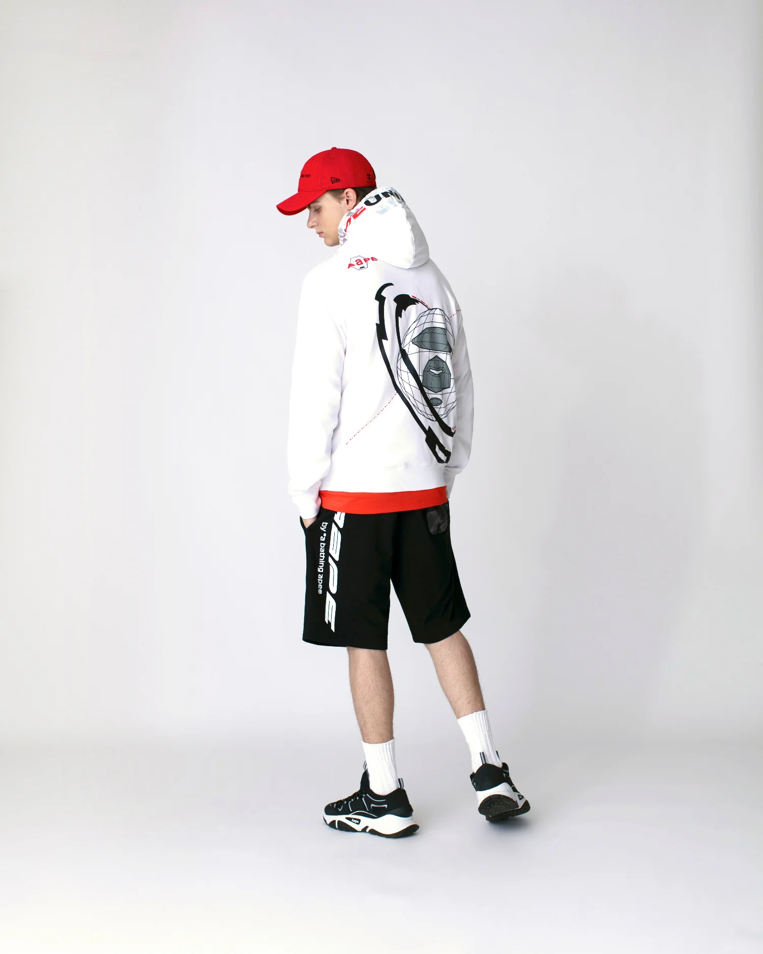 Moonface hoodie - Image 10