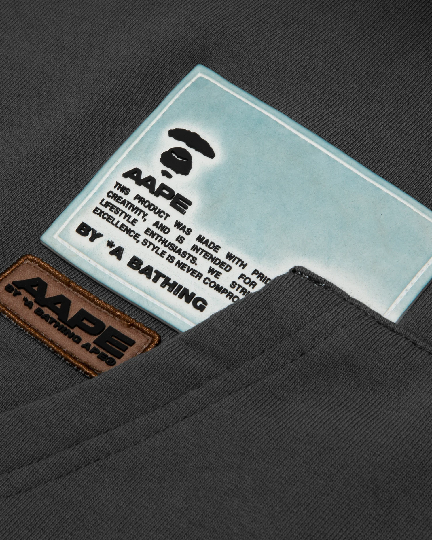 Moonface patch gradient hoodie - Image 9