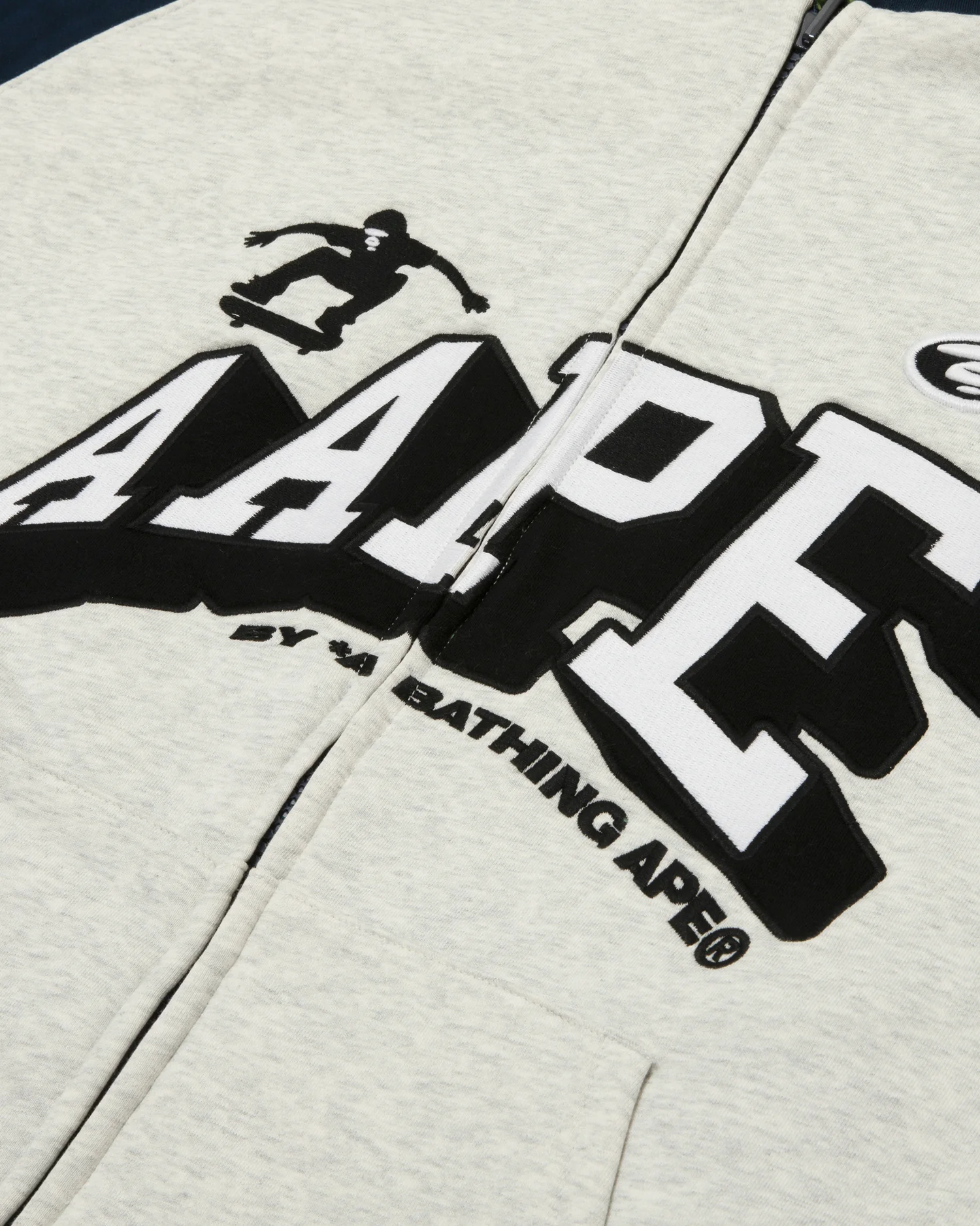 Moonface logo gradient zip-up fleece hoodie - Image 7