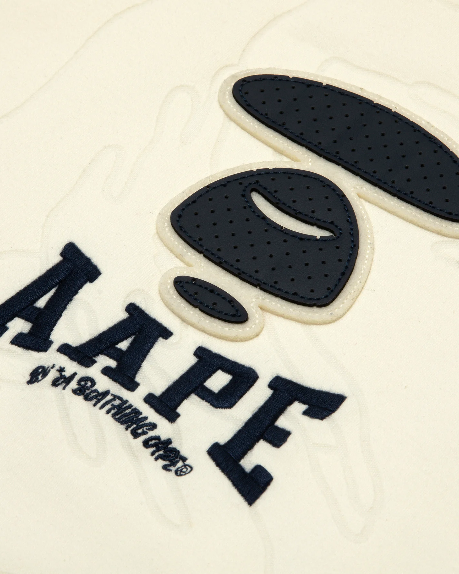 Moonface logo camo crew neck sweatshirt - Image 10