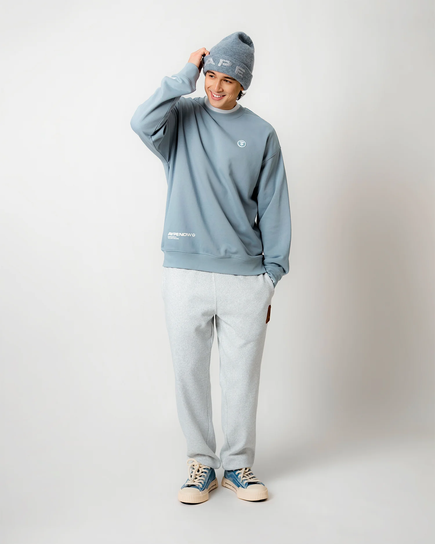 AAPENOW moonface logo sweatshirt - Image 8