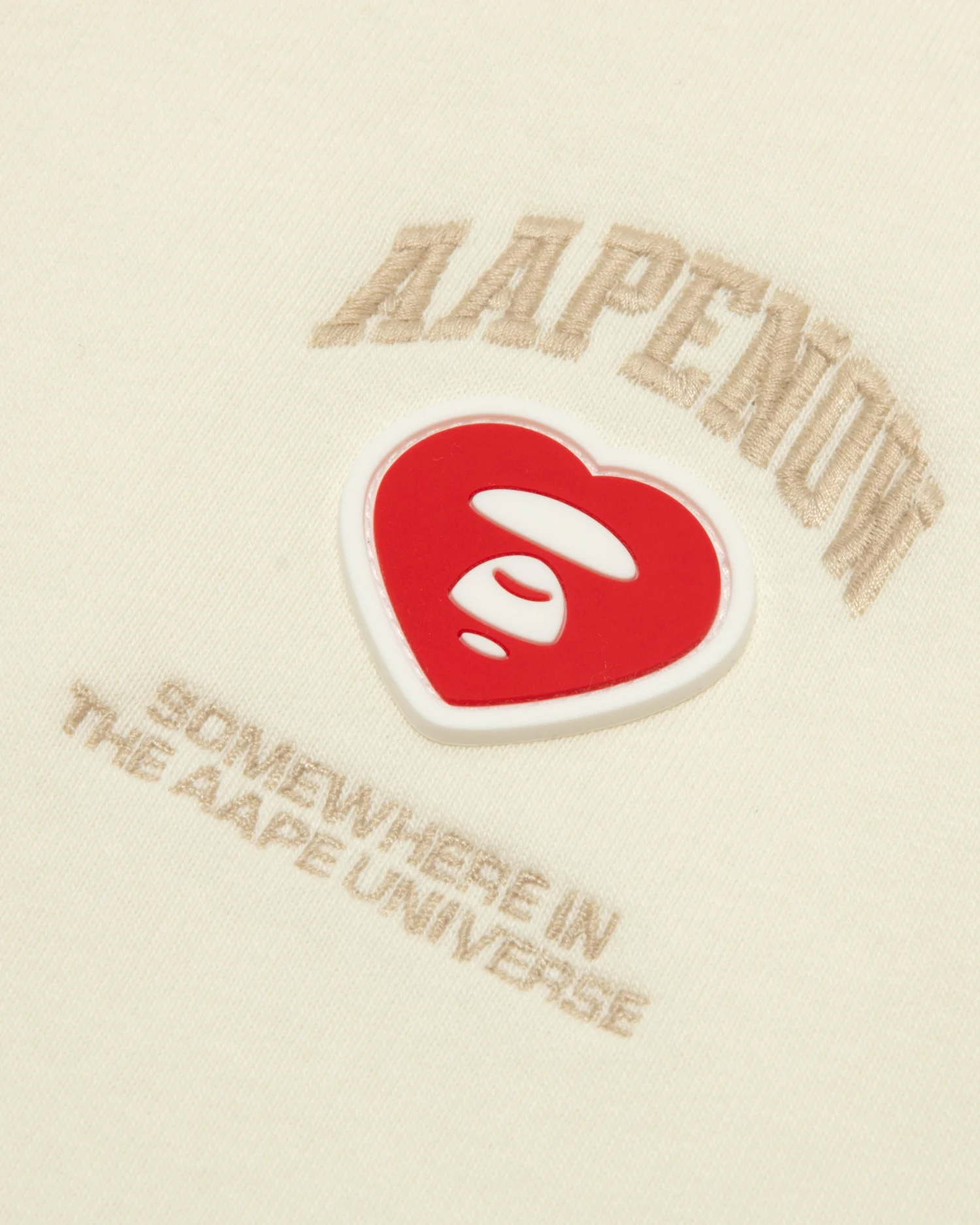 AAPENOW heart moonface sweatshirt - Image 10