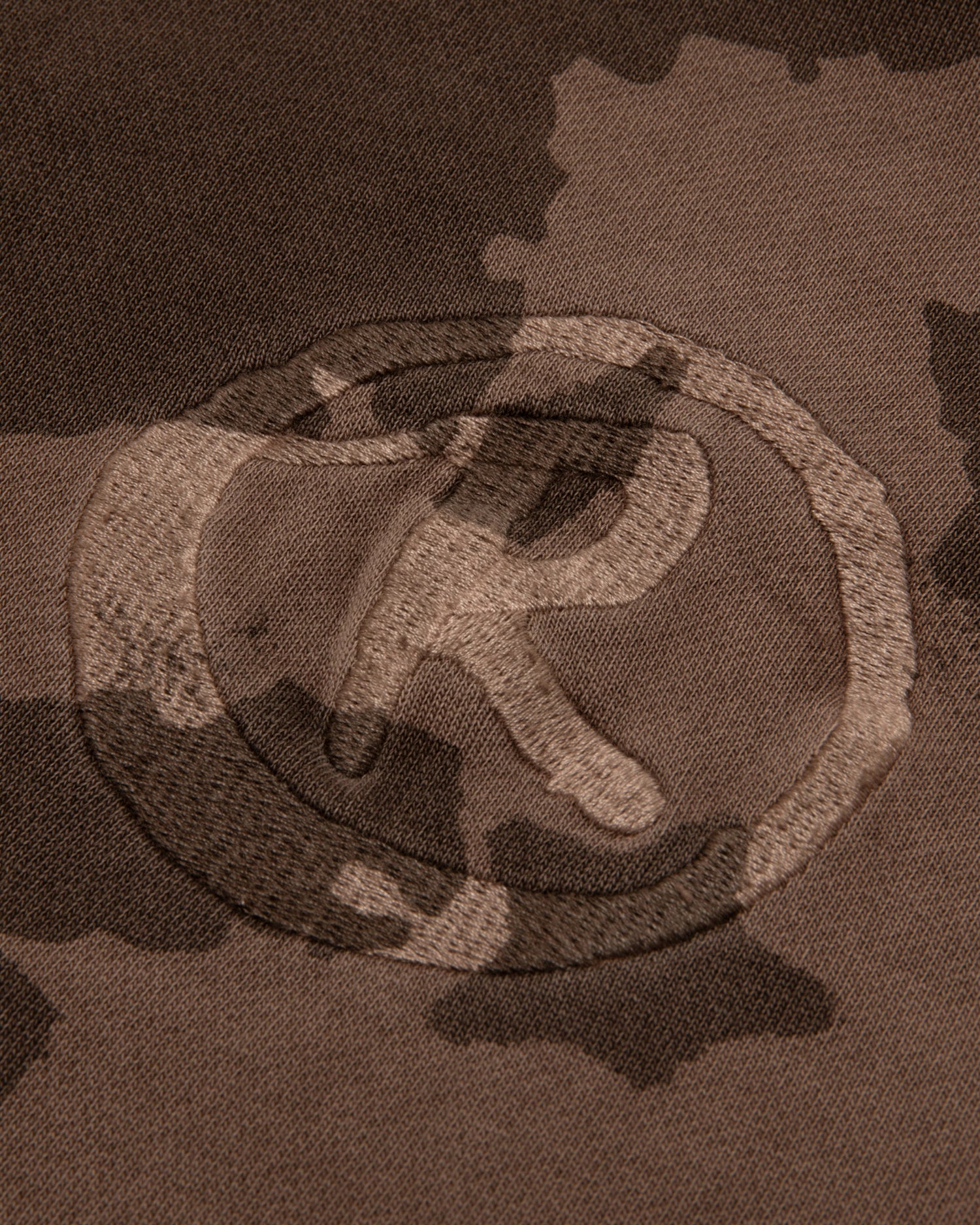 AAPEUNVS graphic sweatshirt - Image 4