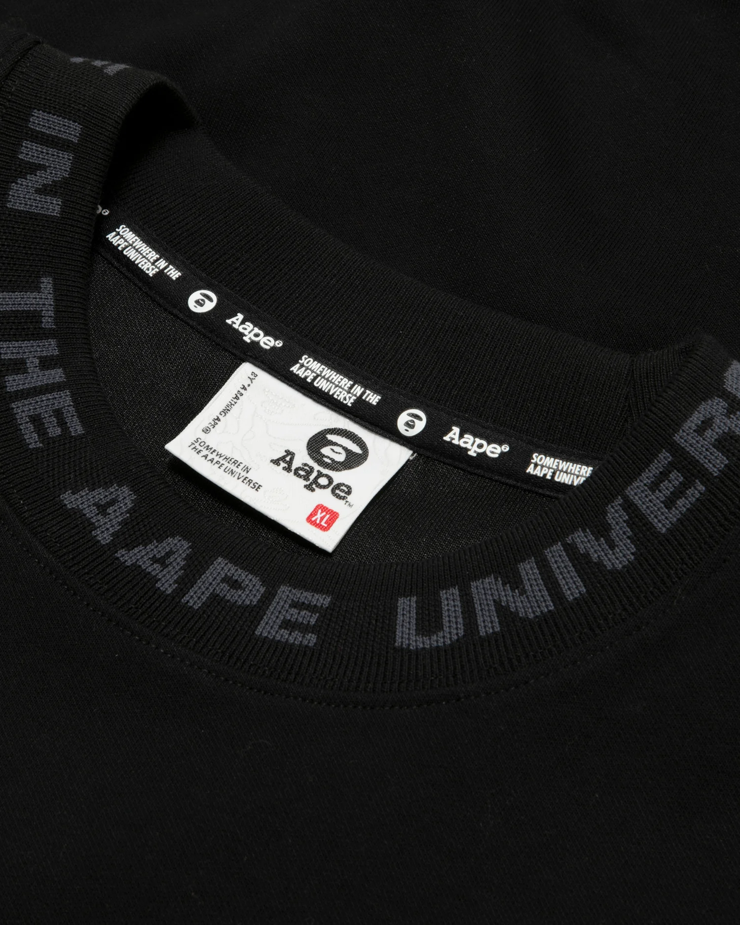 AAPEUNVS moonface crew neck sweatshirt - Image 4
