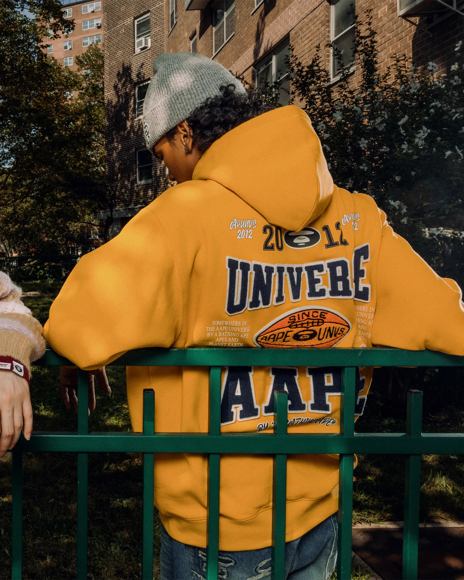 AAPEUNVS embroidered hoodie - Image 7
