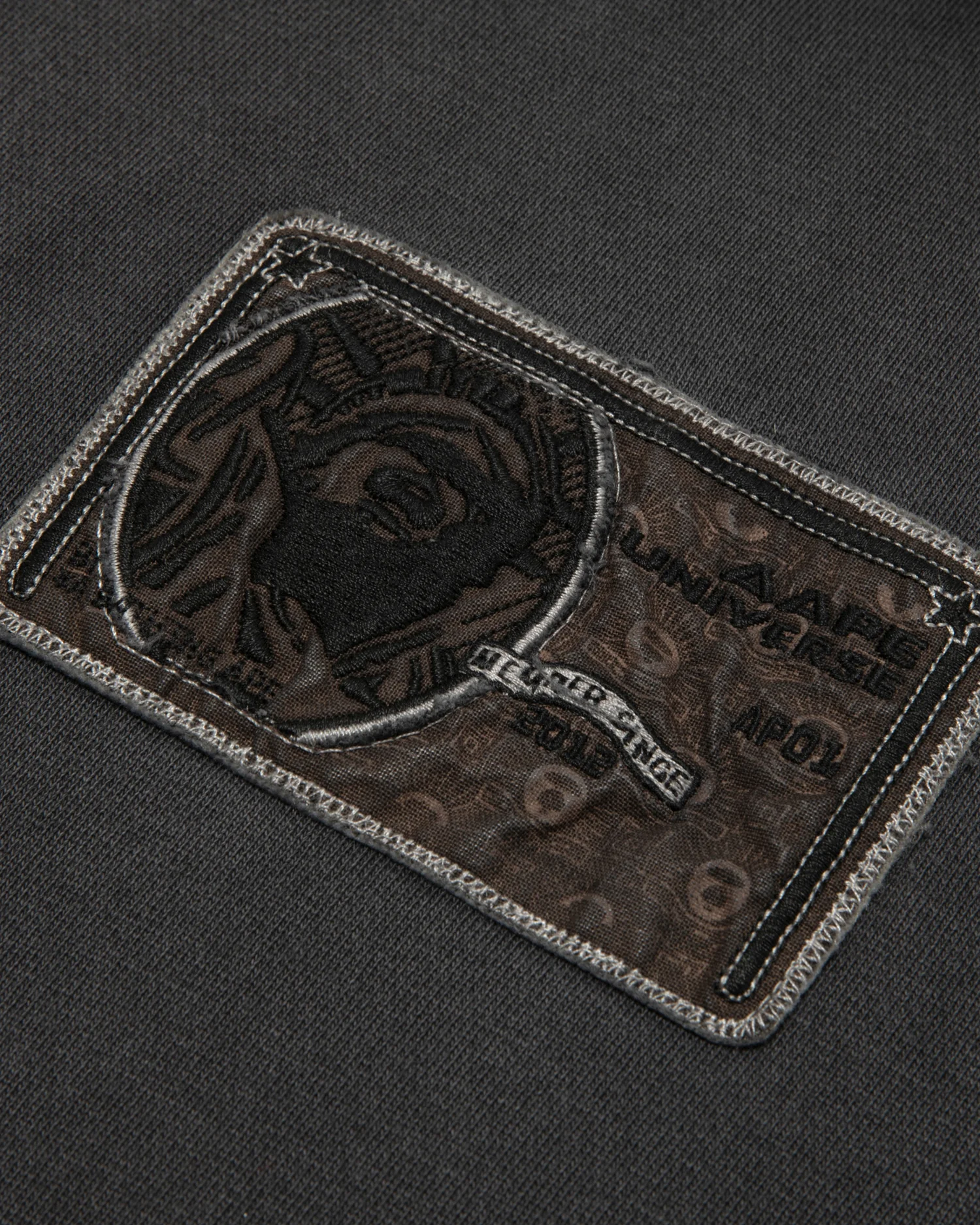 Embroidered hoodie - Image 4