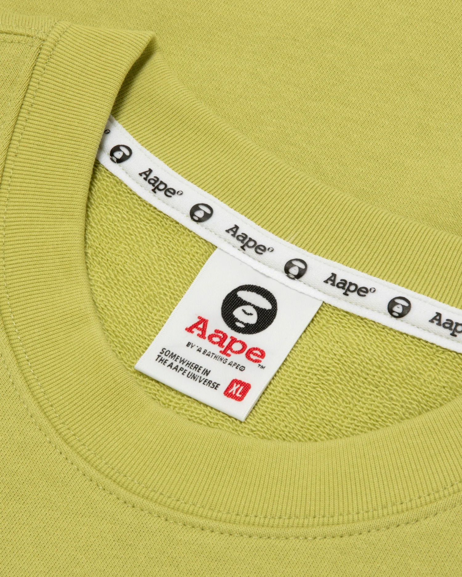 AAPEUNVS graphic sweatshirt - Image 10