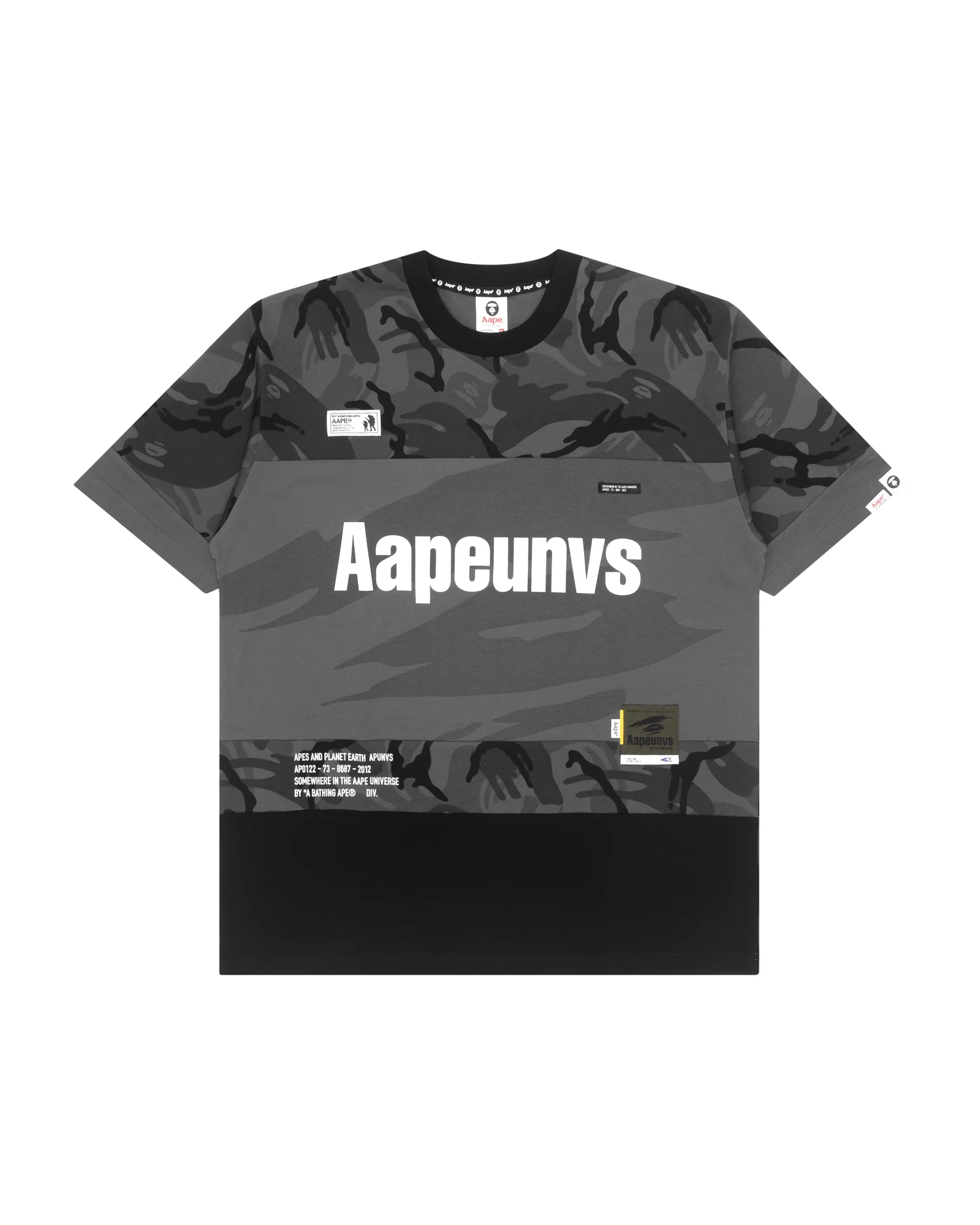 Colour blocked camo printed tee