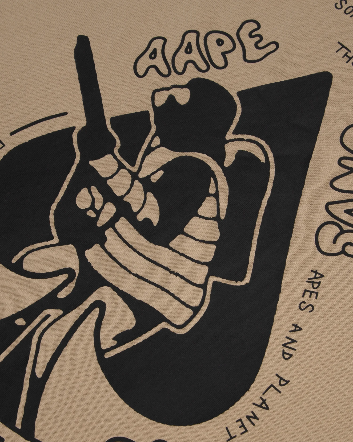 Graphic printed tee - Image 4