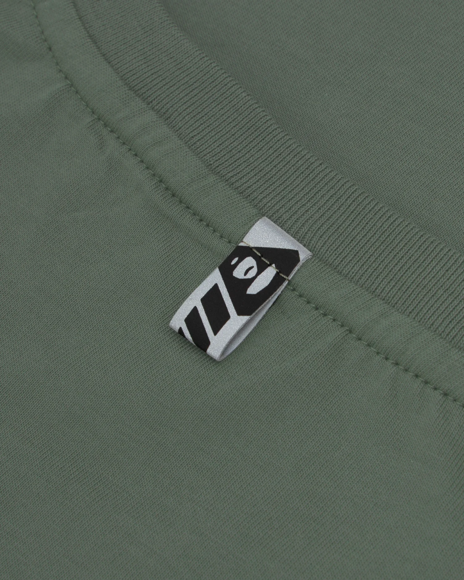 Moonface chest pocket tee - Image 10