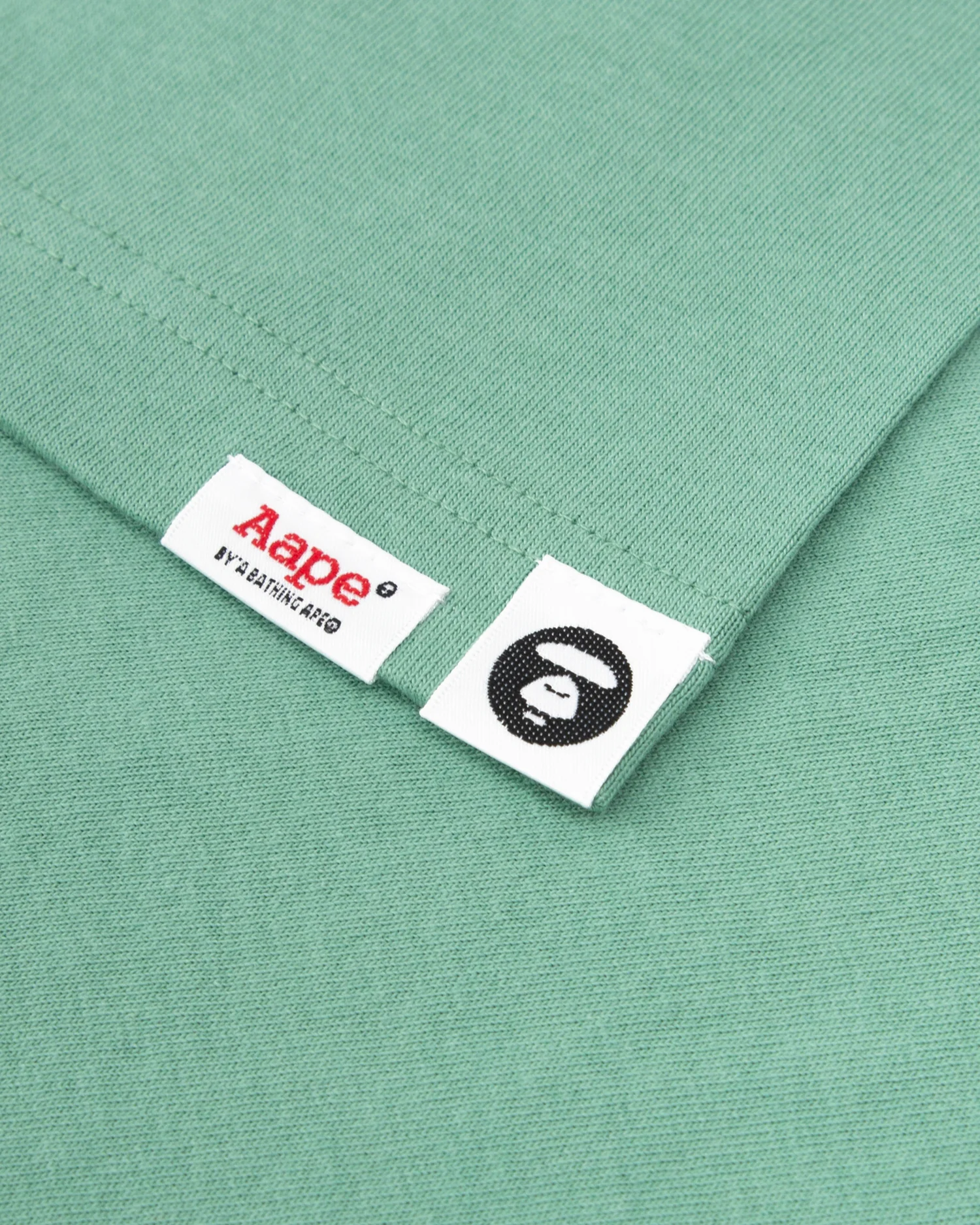Moonface embossed cotton tee - Image 9