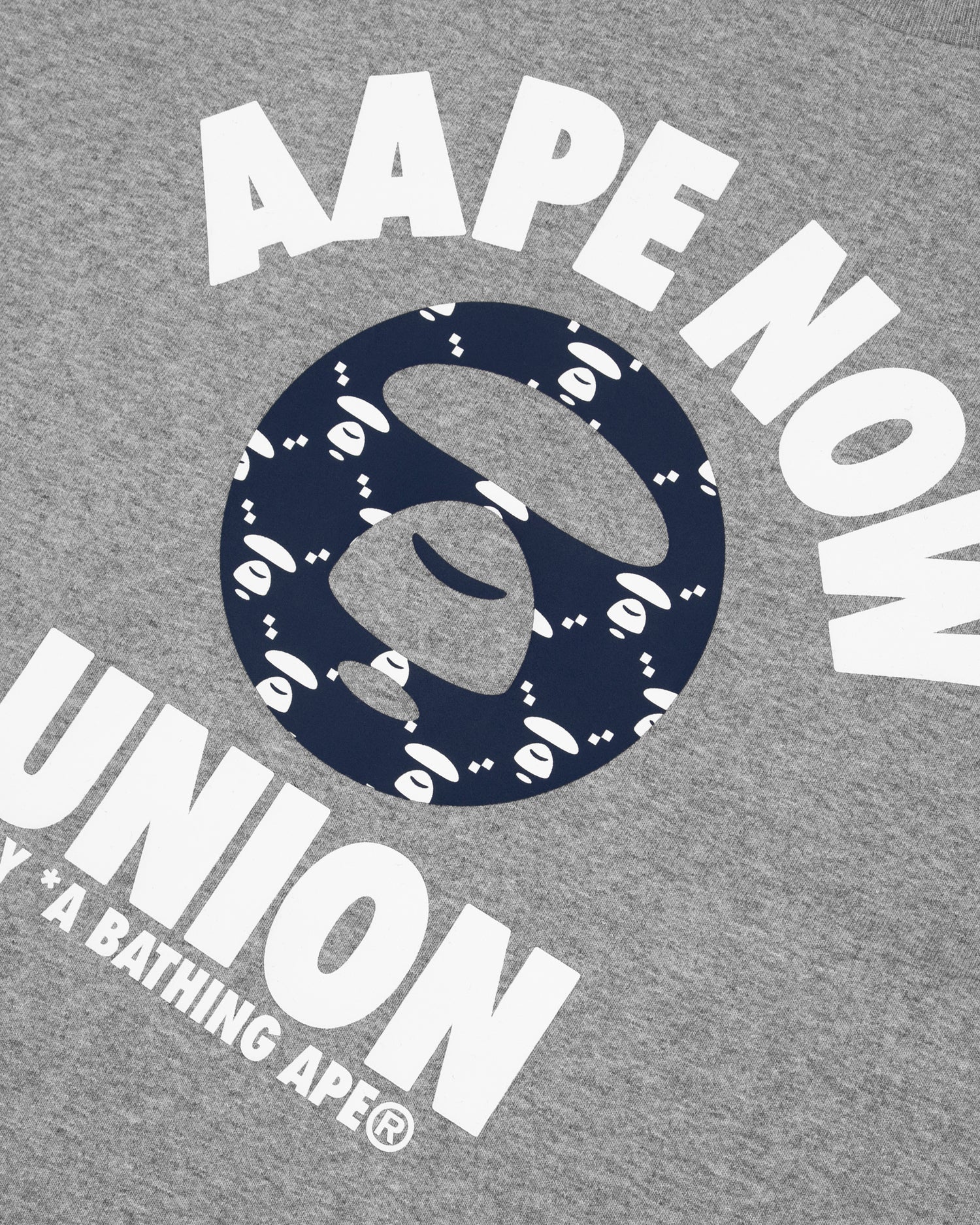 Moonface graphic printed tee - Image 8