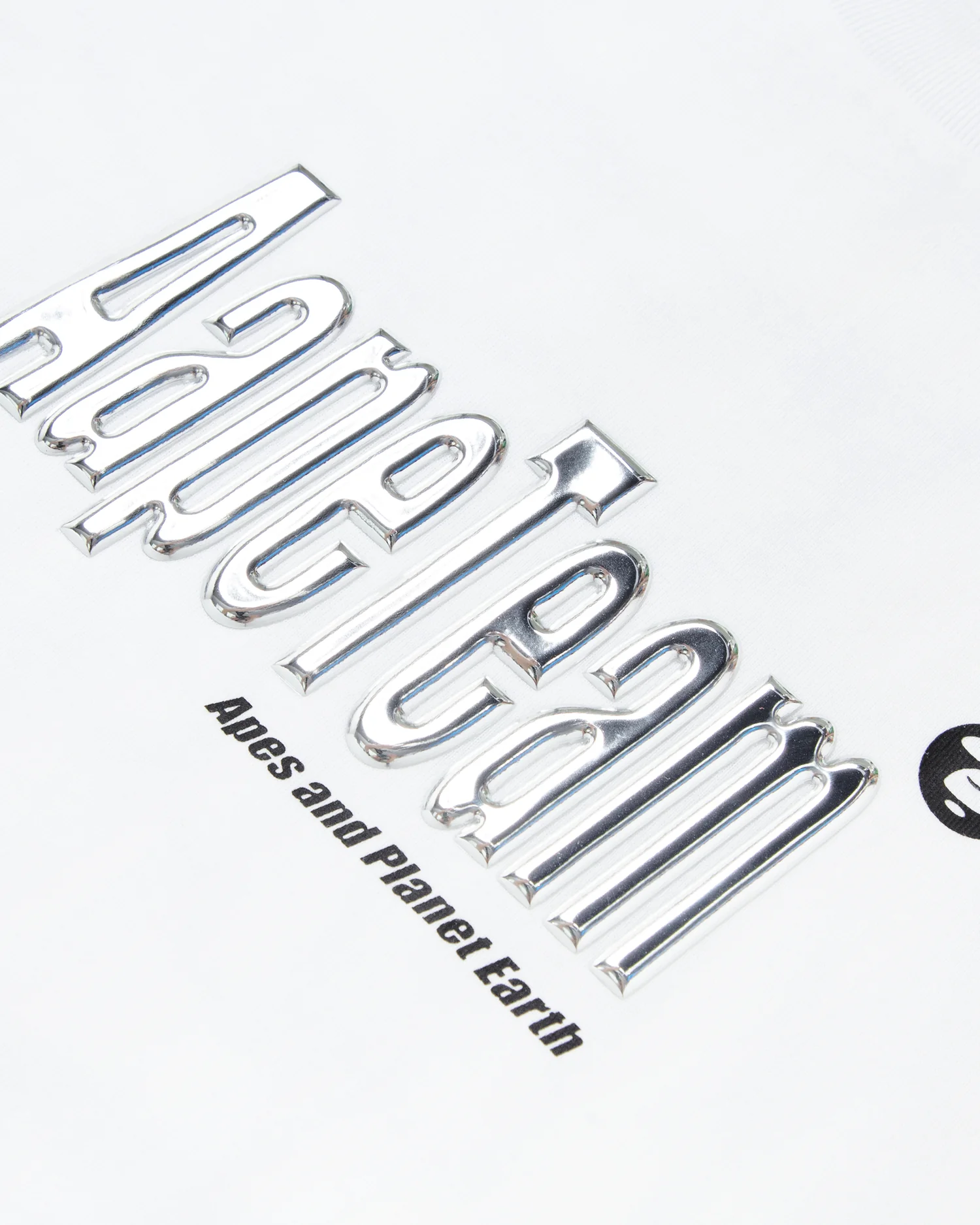 Moonface embossed logo tee - Image 3