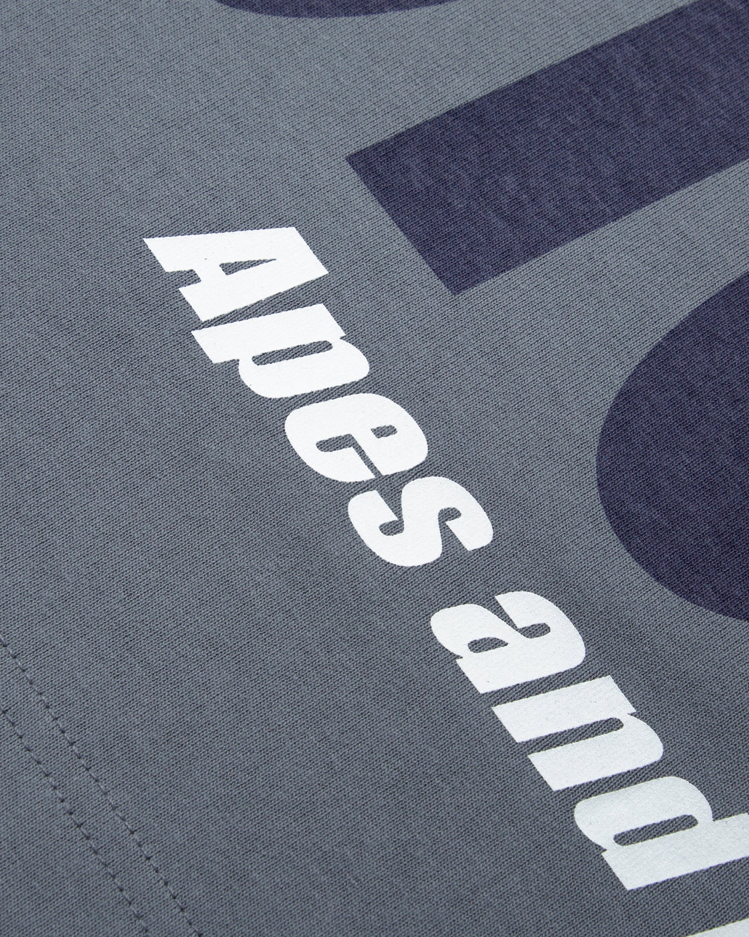 Moonface graphic printed tee - Image 10