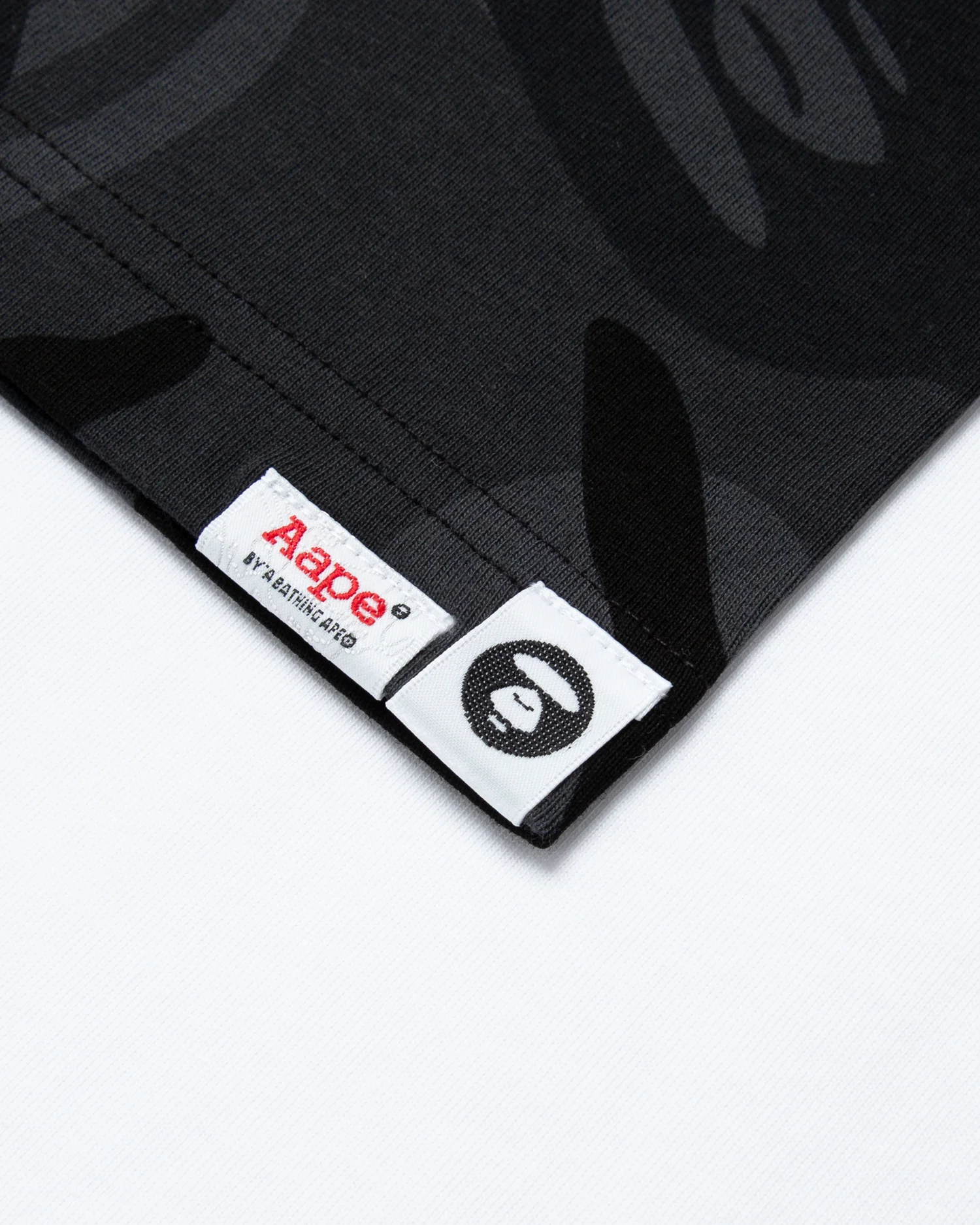 Moonface patch panelled tee - Image 5