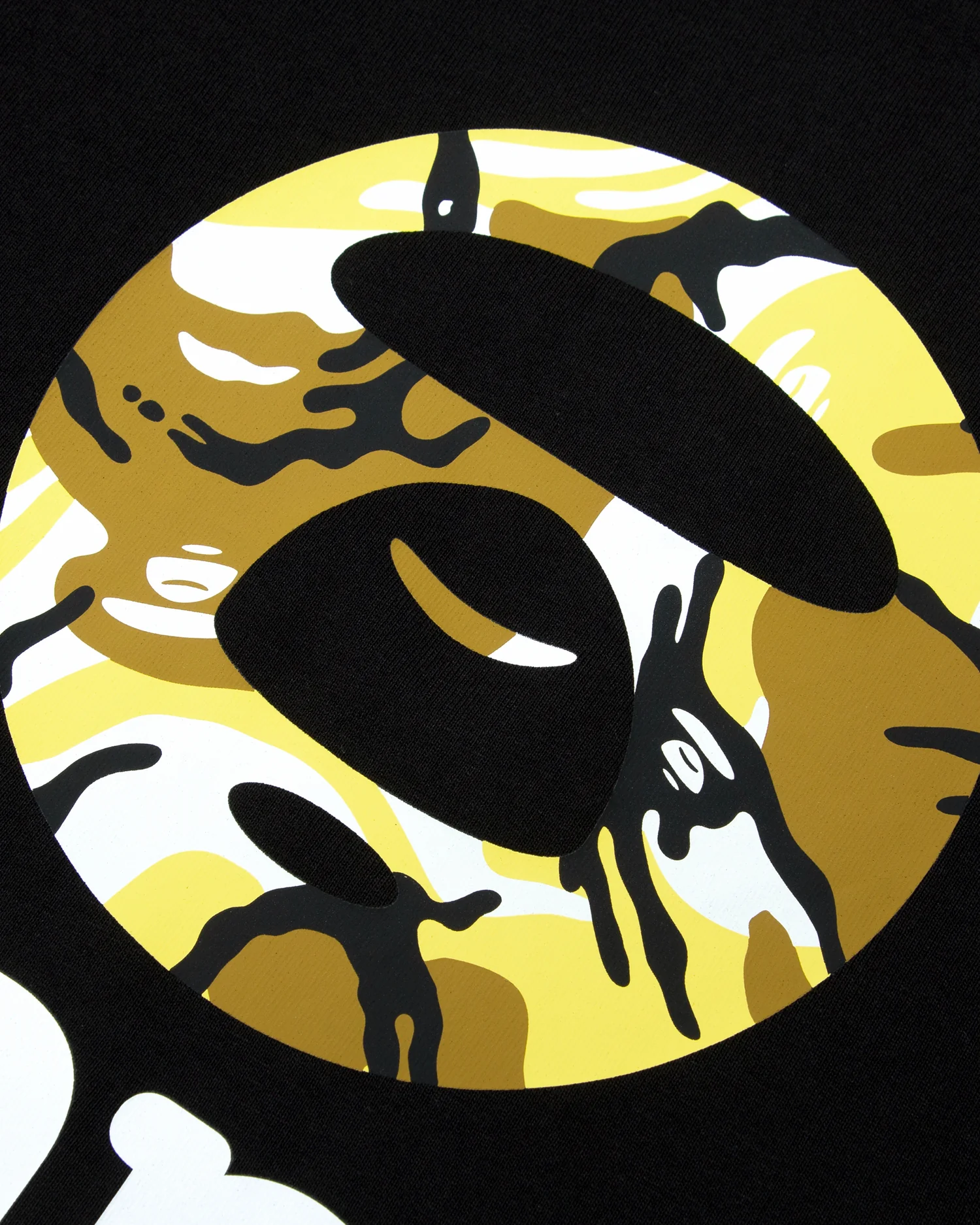 Moonface camo tee - Image 3