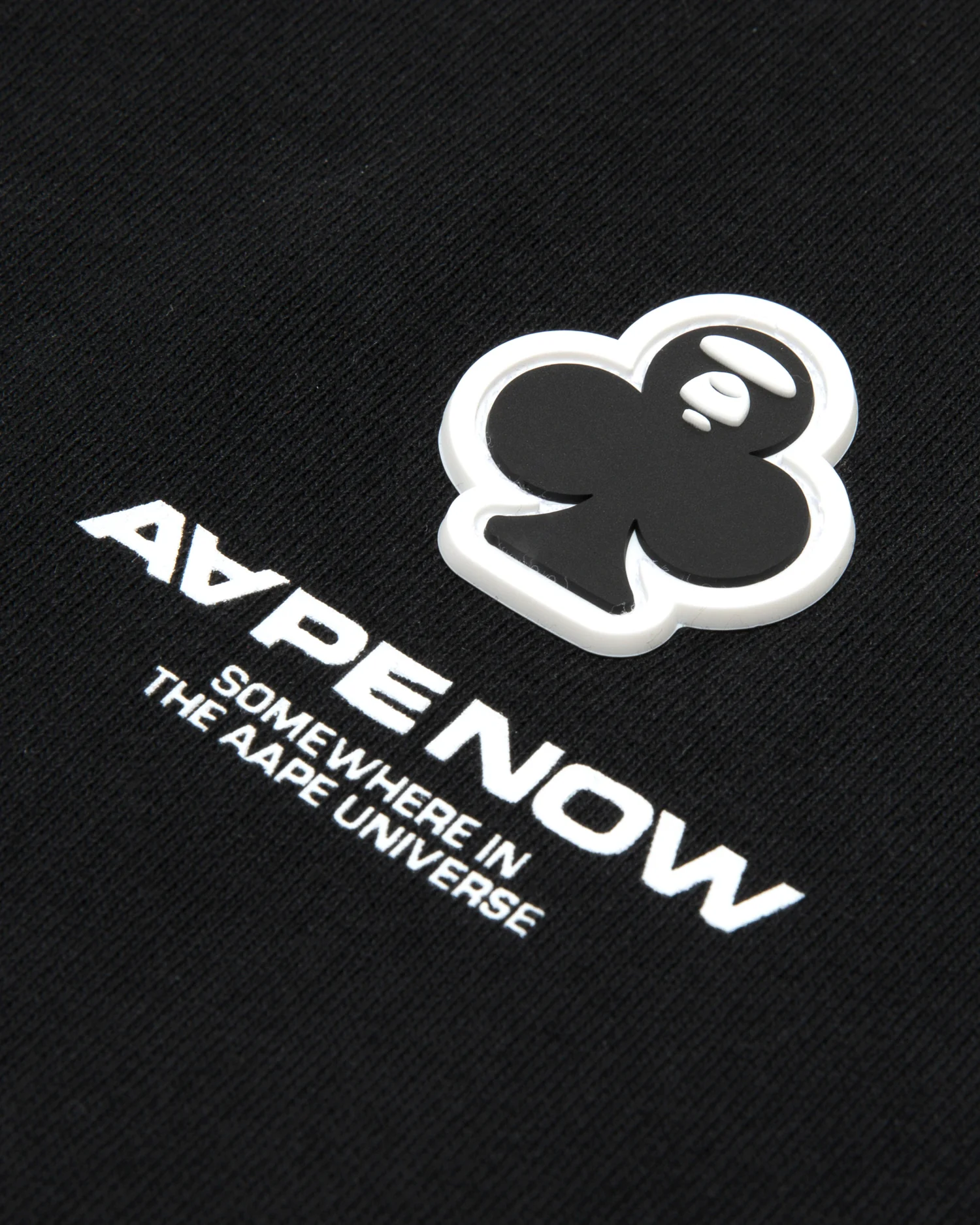 Moonface clover patch tee - Image 4