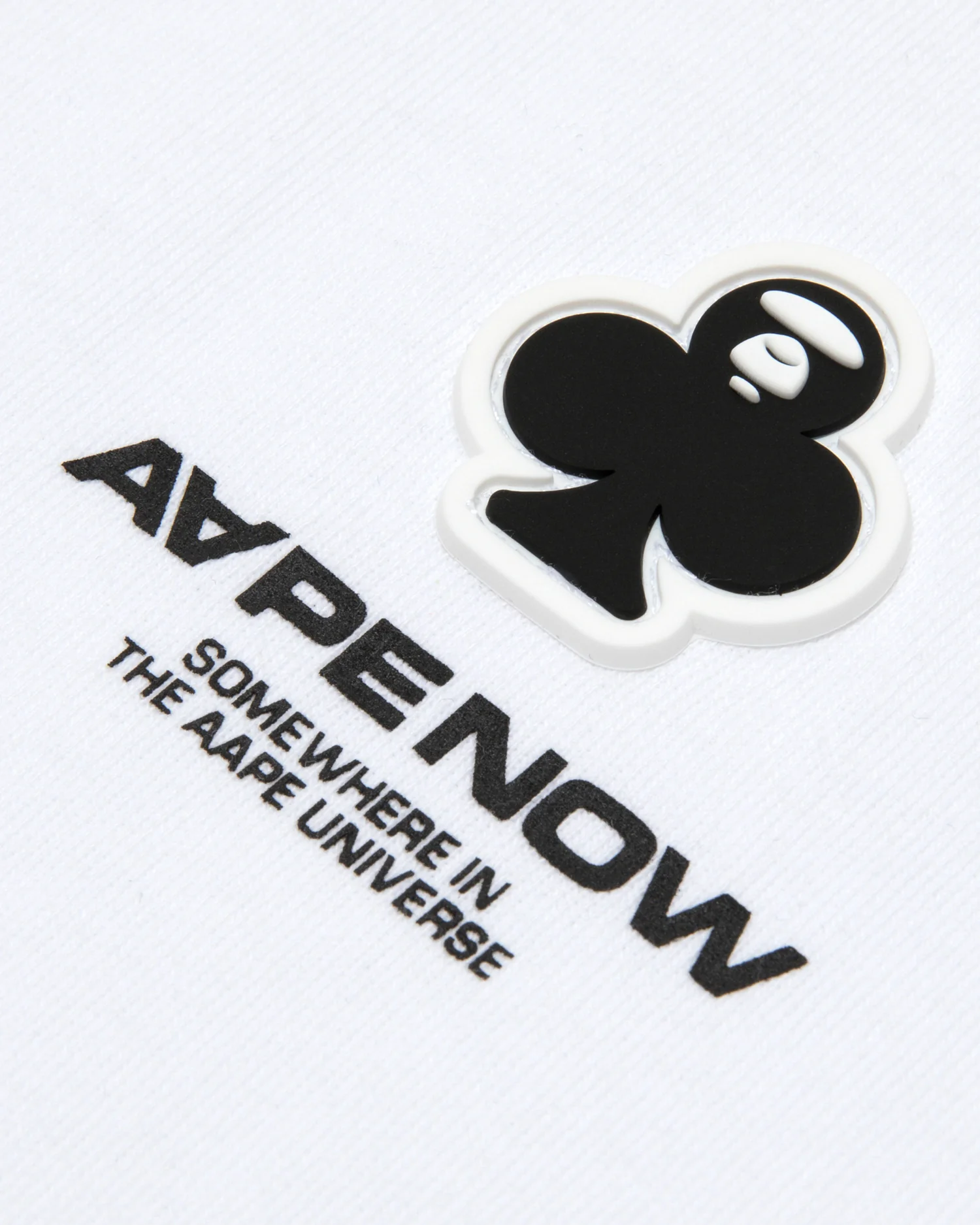 Moonface clover patch tee - Image 9