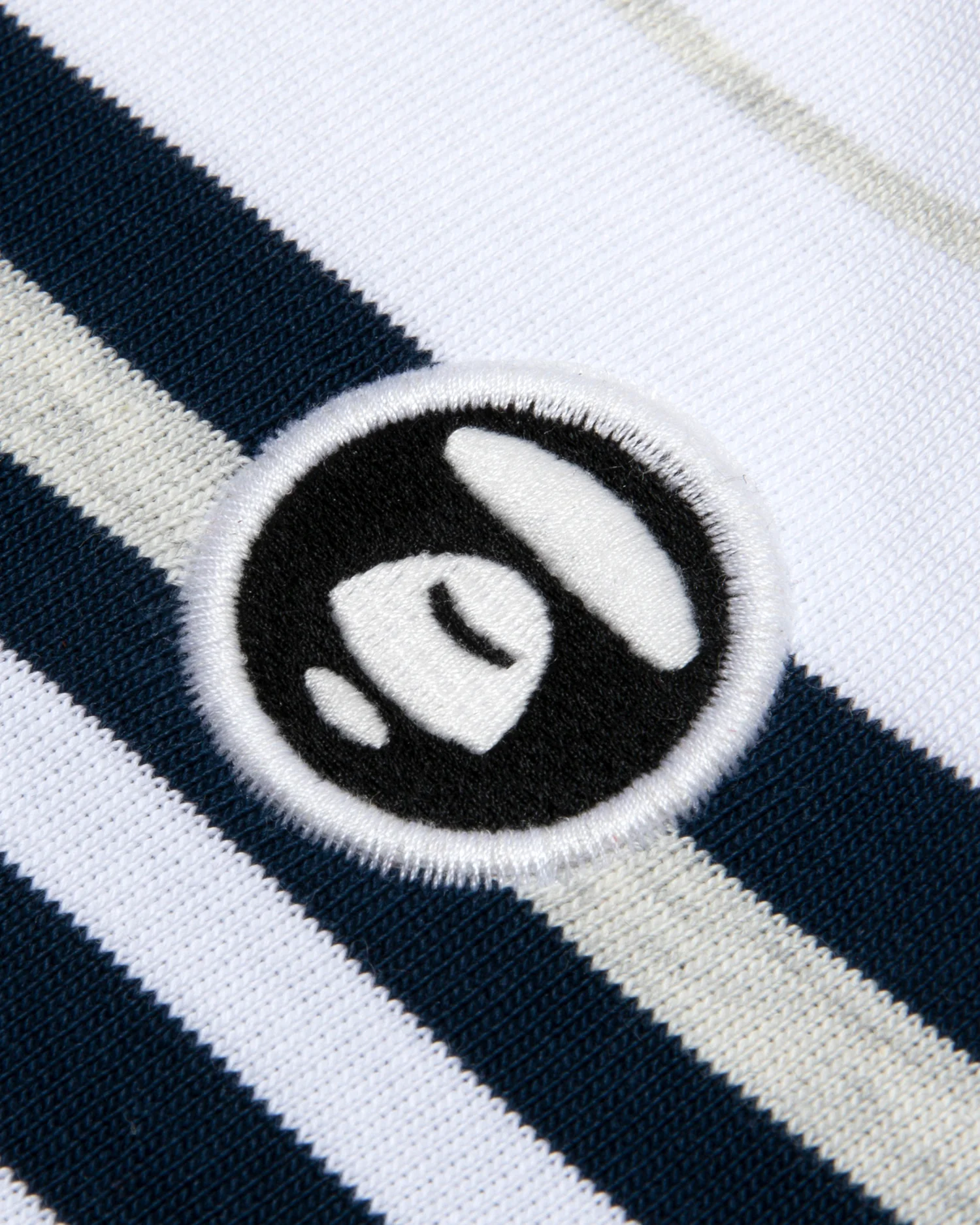 AAPE   TEE - Image 14